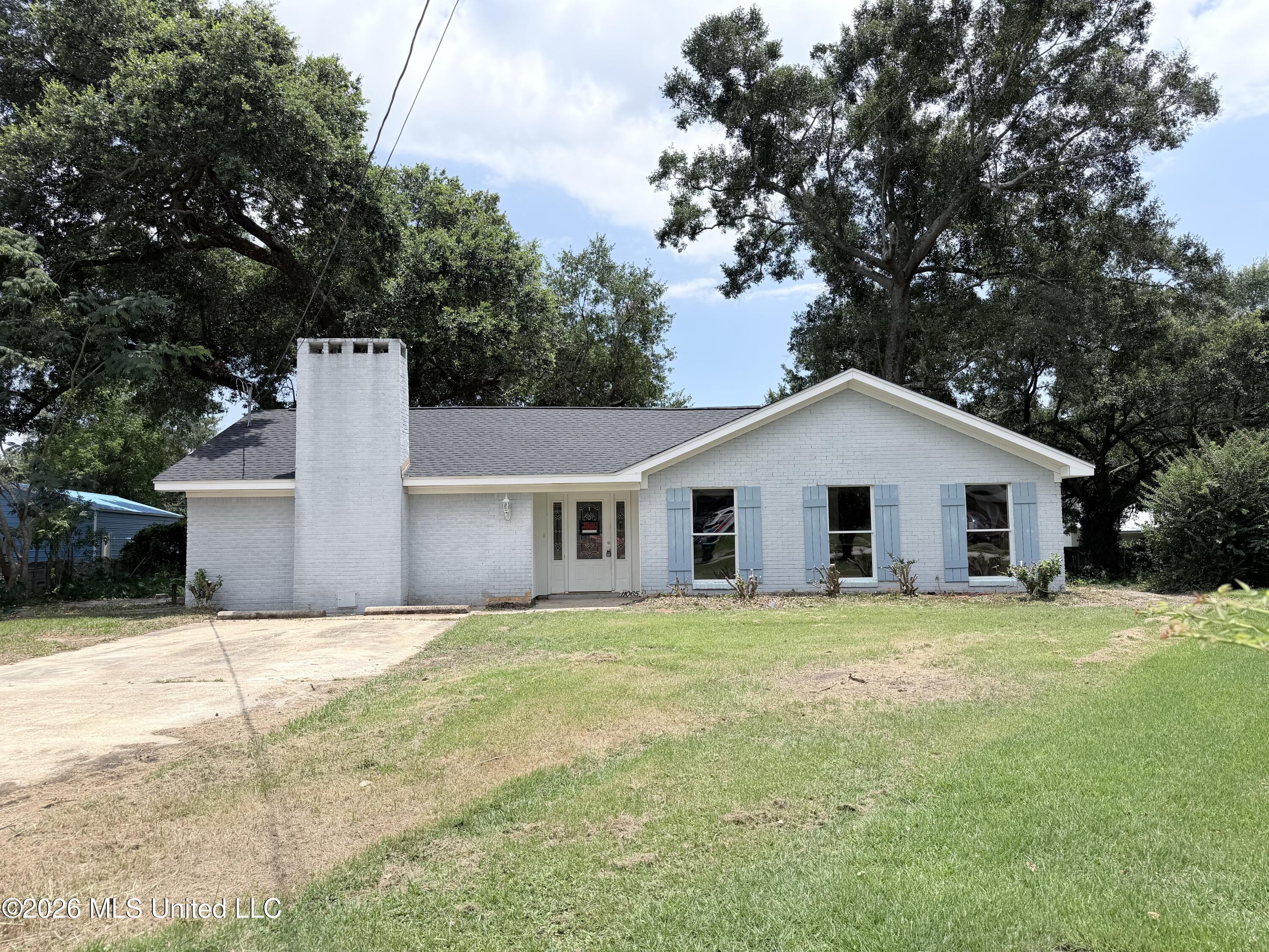 11065 E Dogwood Drive Property Photo 1