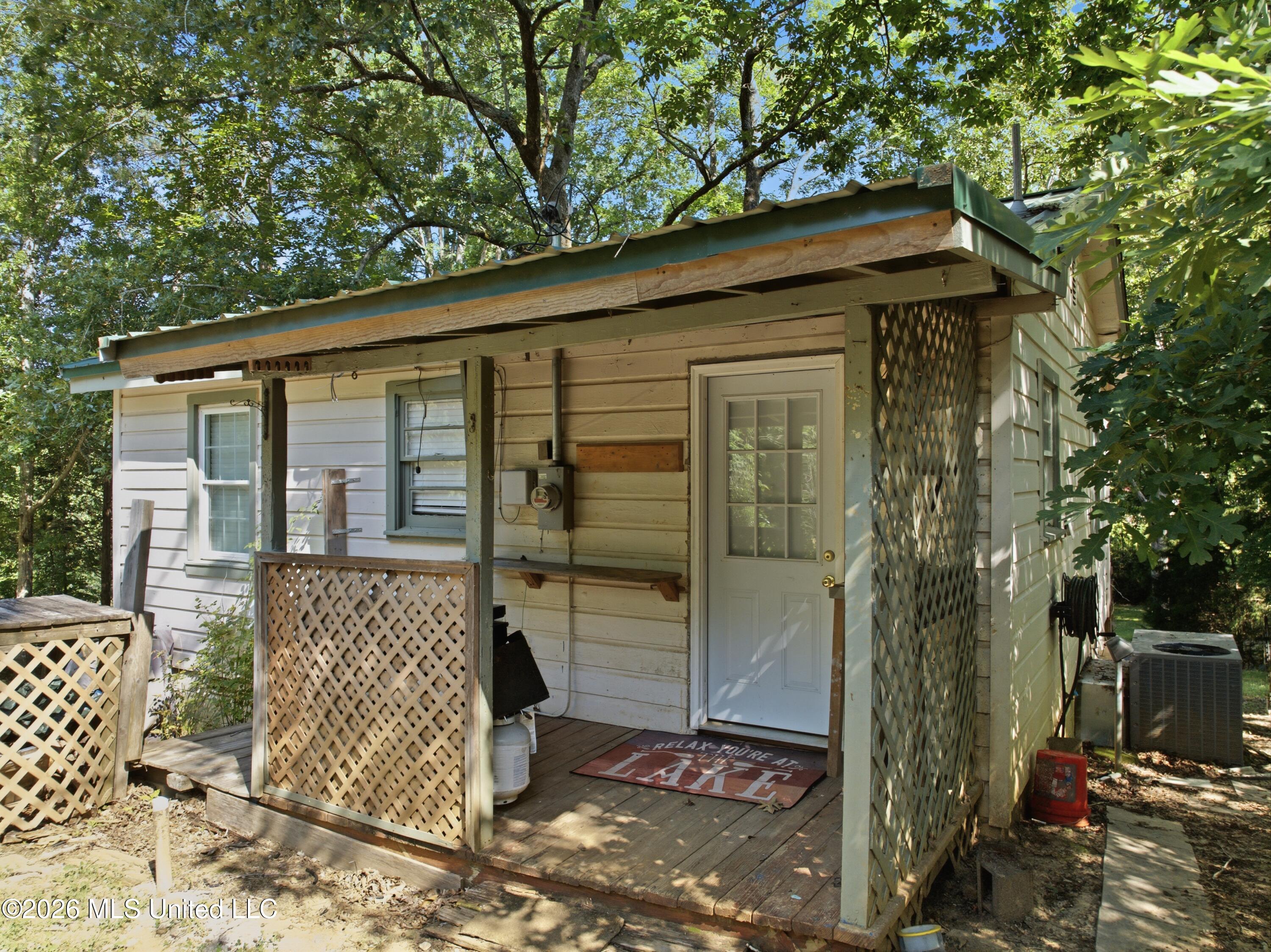 454 Snow Lake Drive Property Photo 17