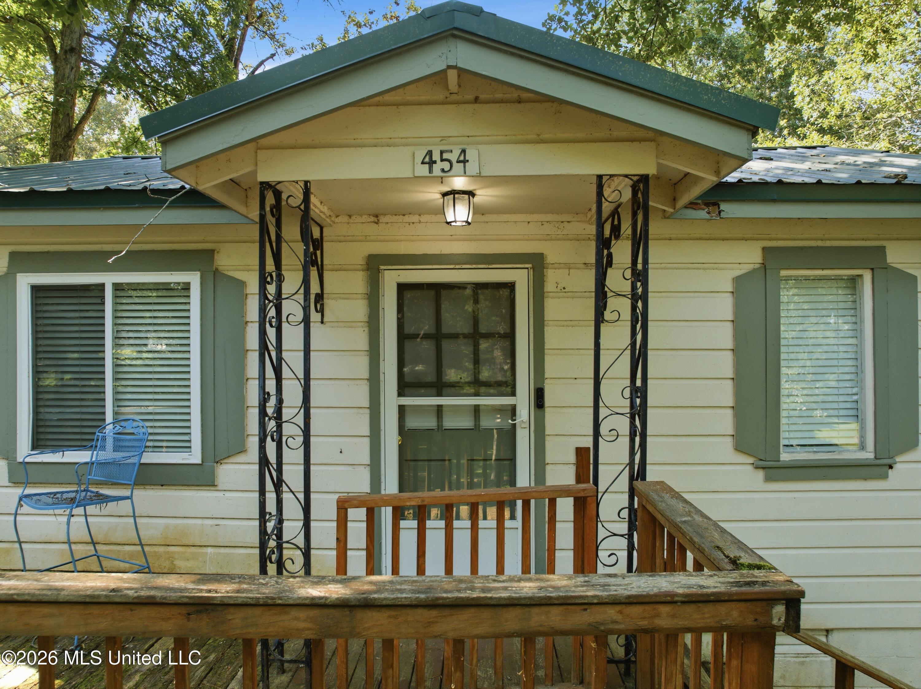 454 Snow Lake Drive Property Photo 19