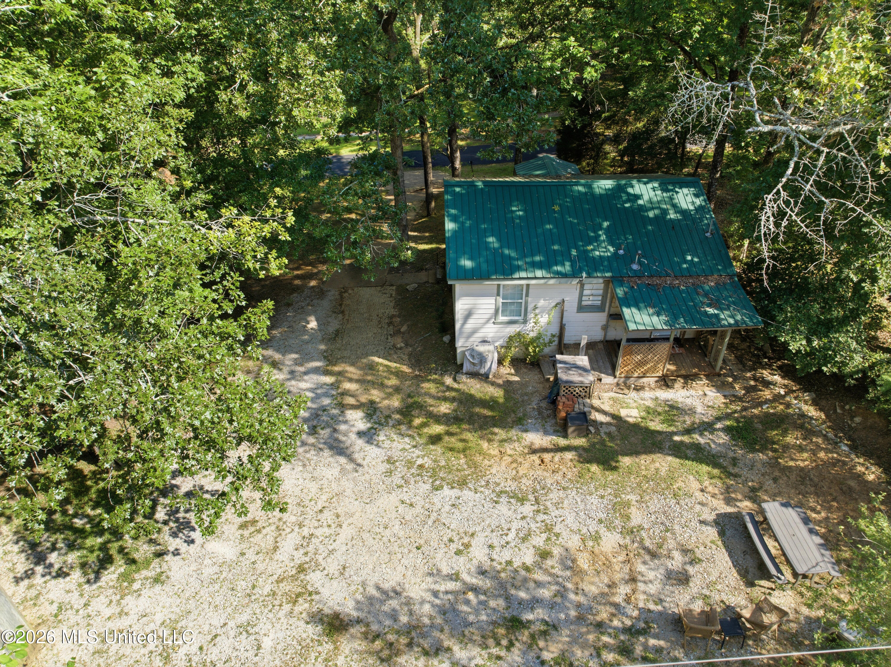 454 Snow Lake Drive Property Photo 27