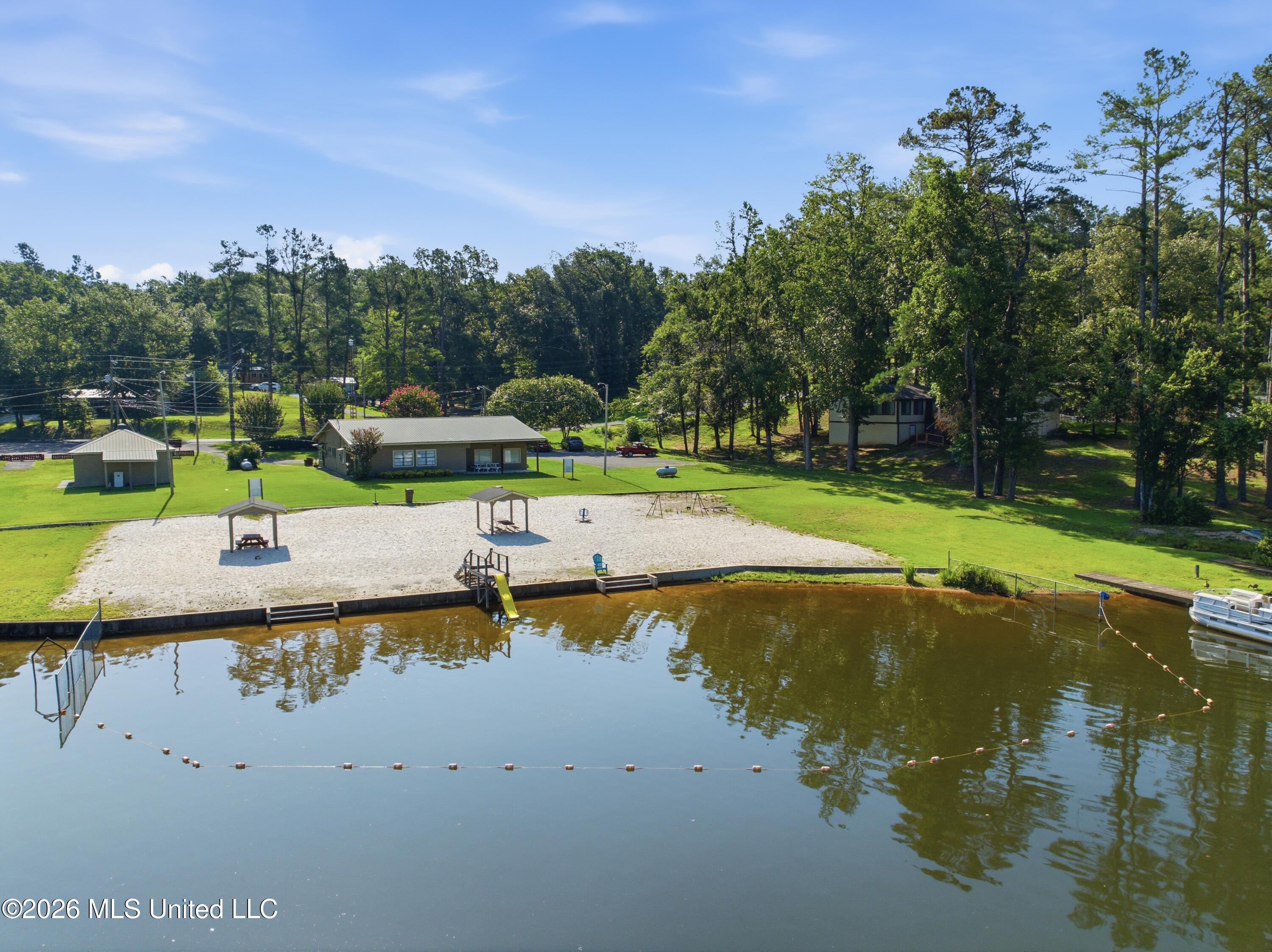 454 Snow Lake Drive Property Photo 42