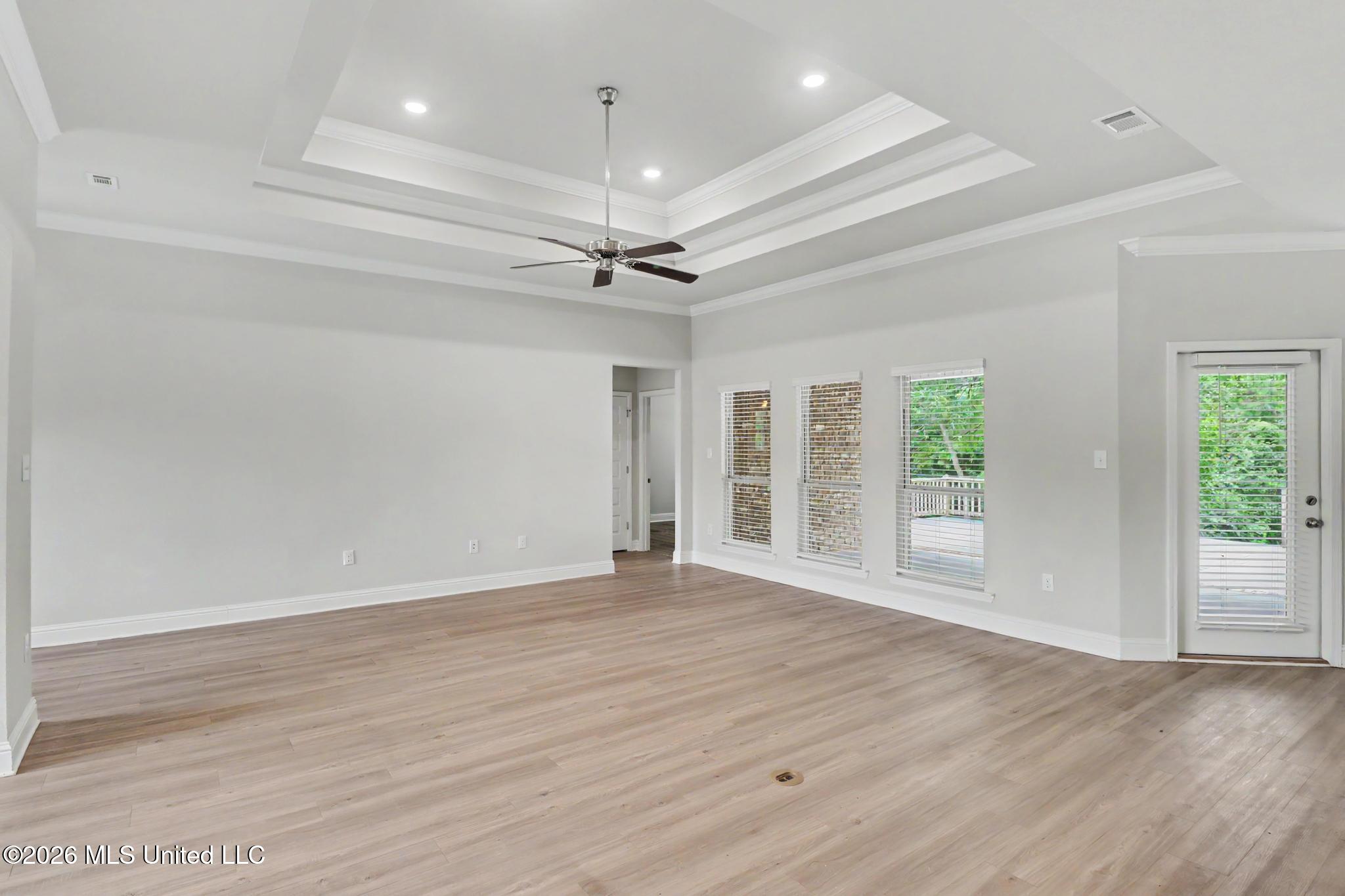 7073 Glen Eagle Drive Property Photo 7