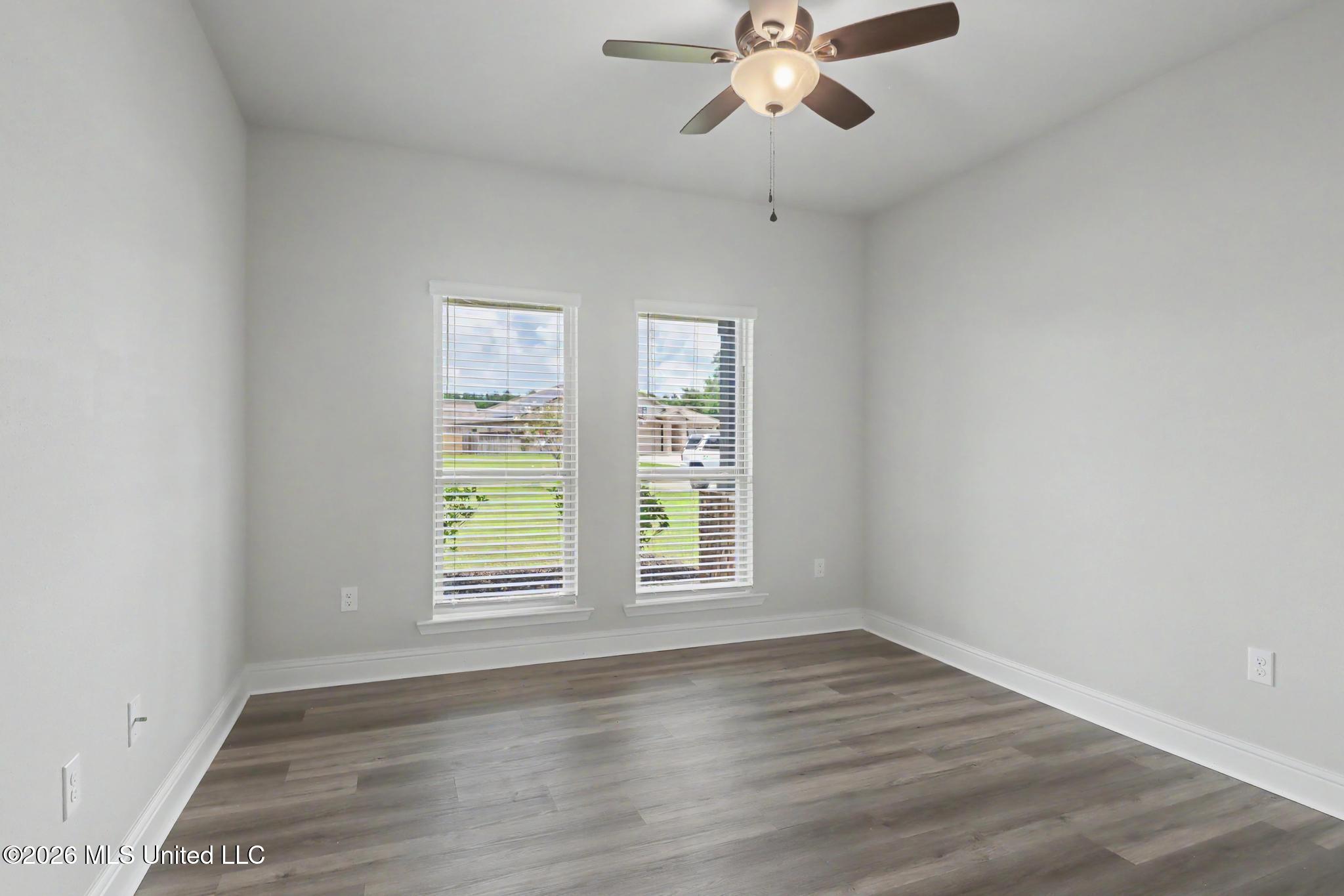 7073 Glen Eagle Drive Property Photo 28