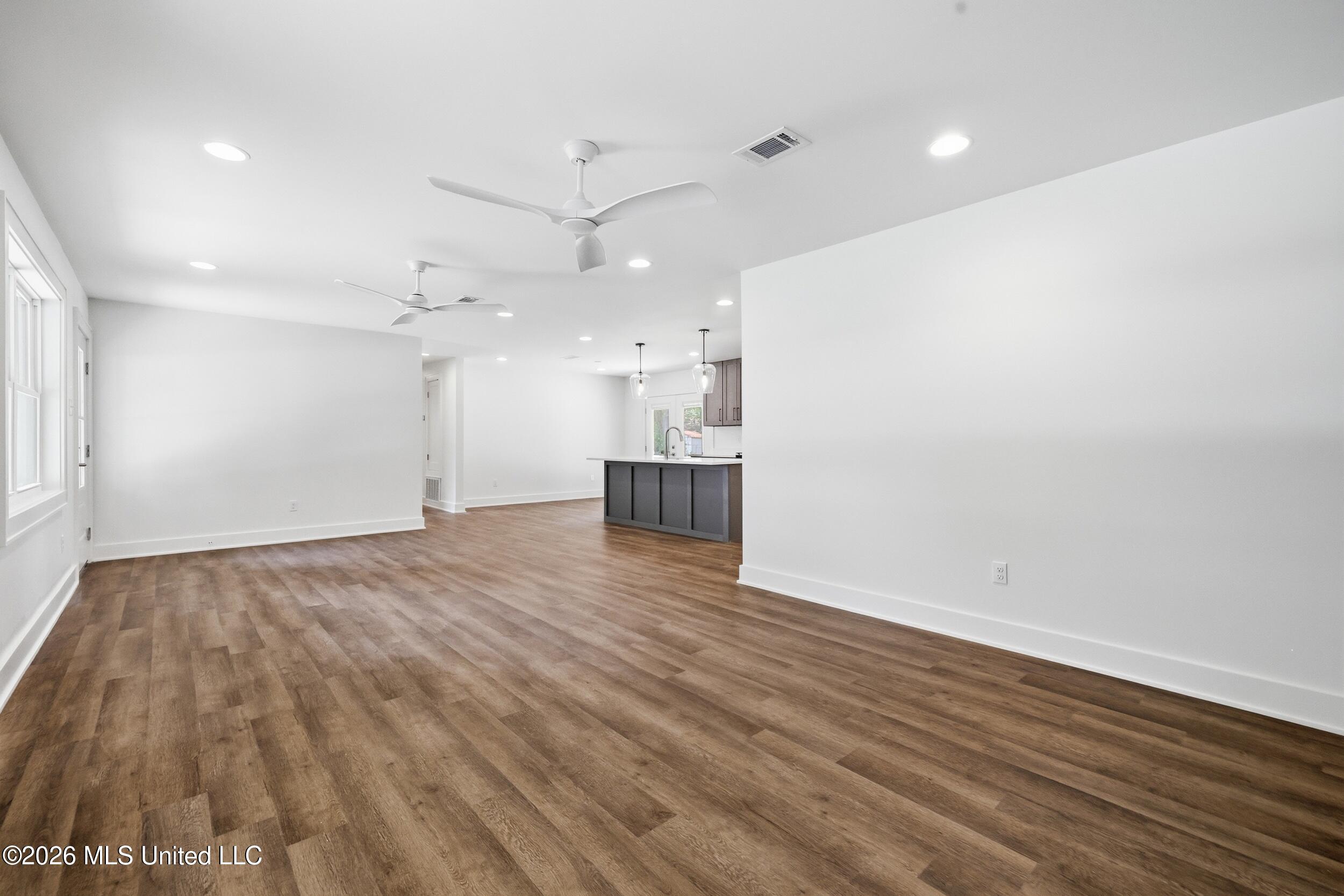 208 Mitchell Street Property Photo 5