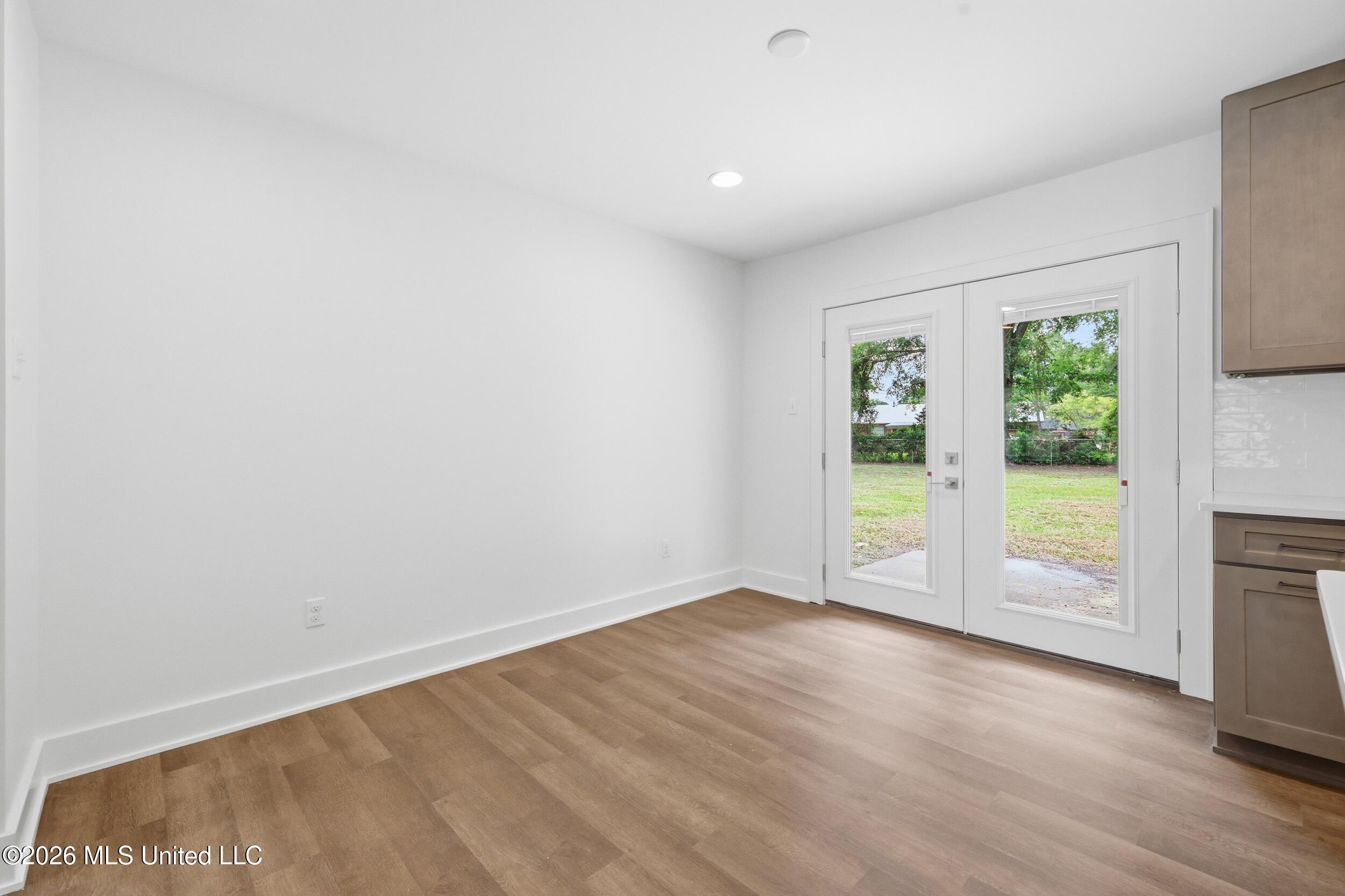 208 Mitchell Street Property Photo 10