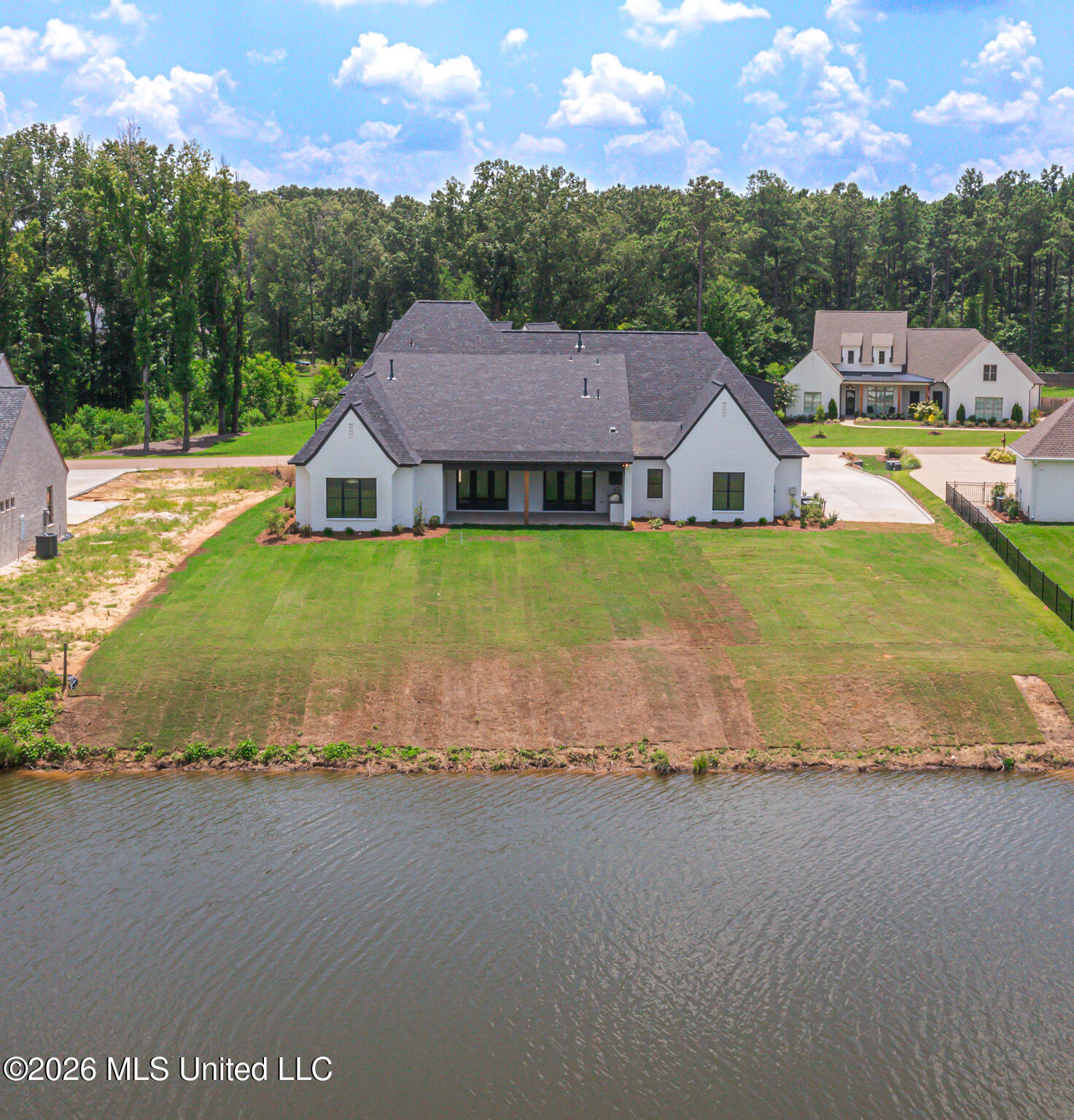 174 Westlake Circle Property Photo 7