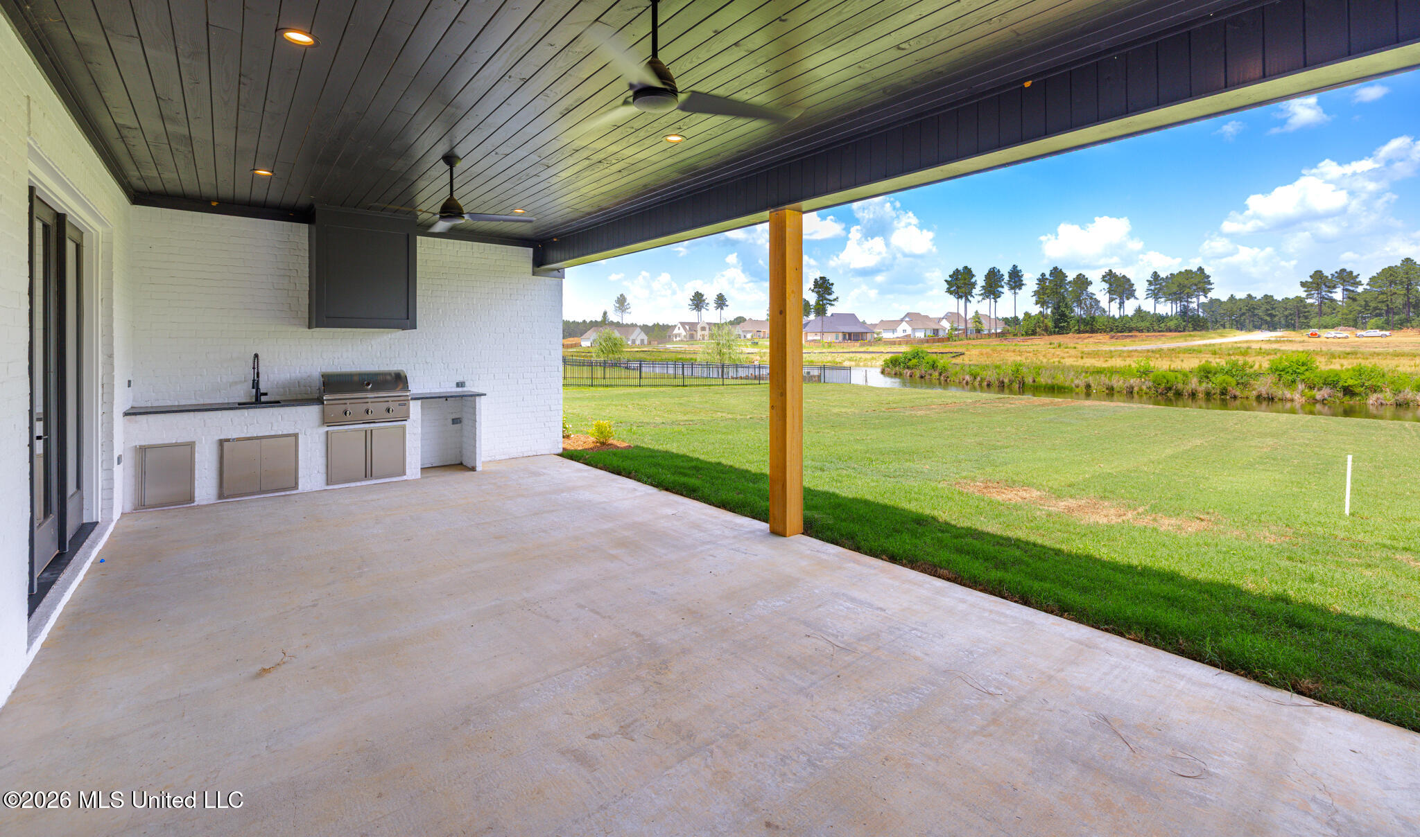174 Westlake Circle Property Photo 12