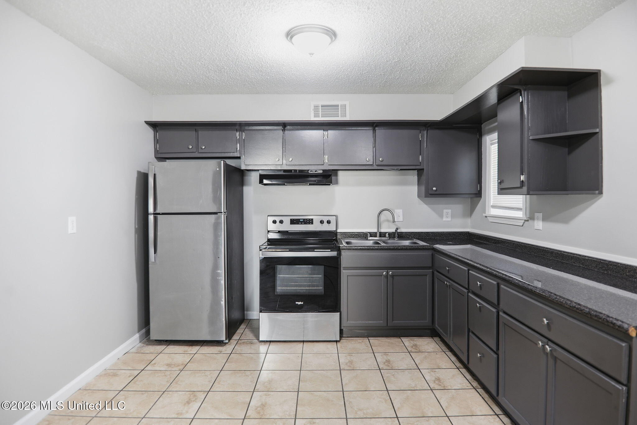 3135 Forest Glen Drive Property Photo 16