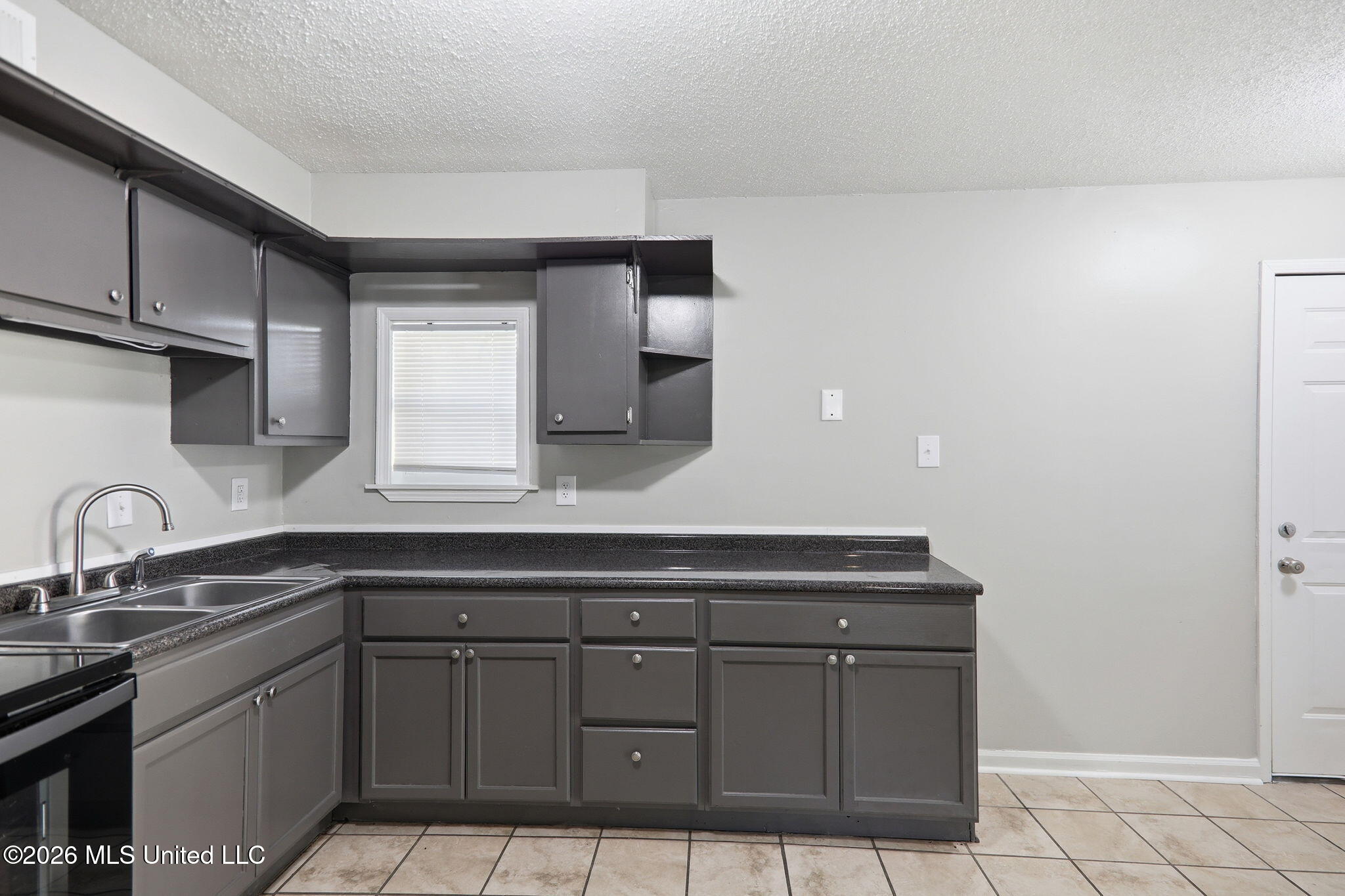 3135 Forest Glen Drive Property Photo 17