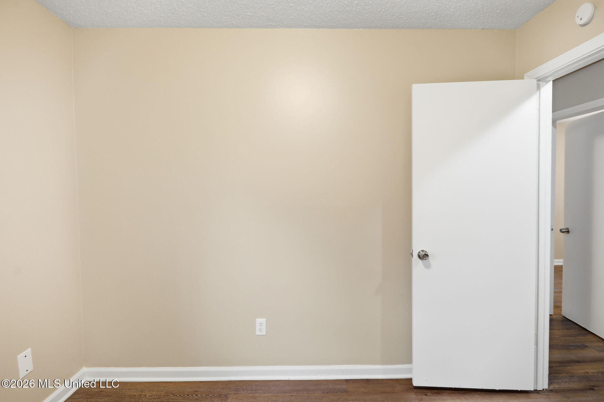3135 Forest Glen Drive Property Photo 22