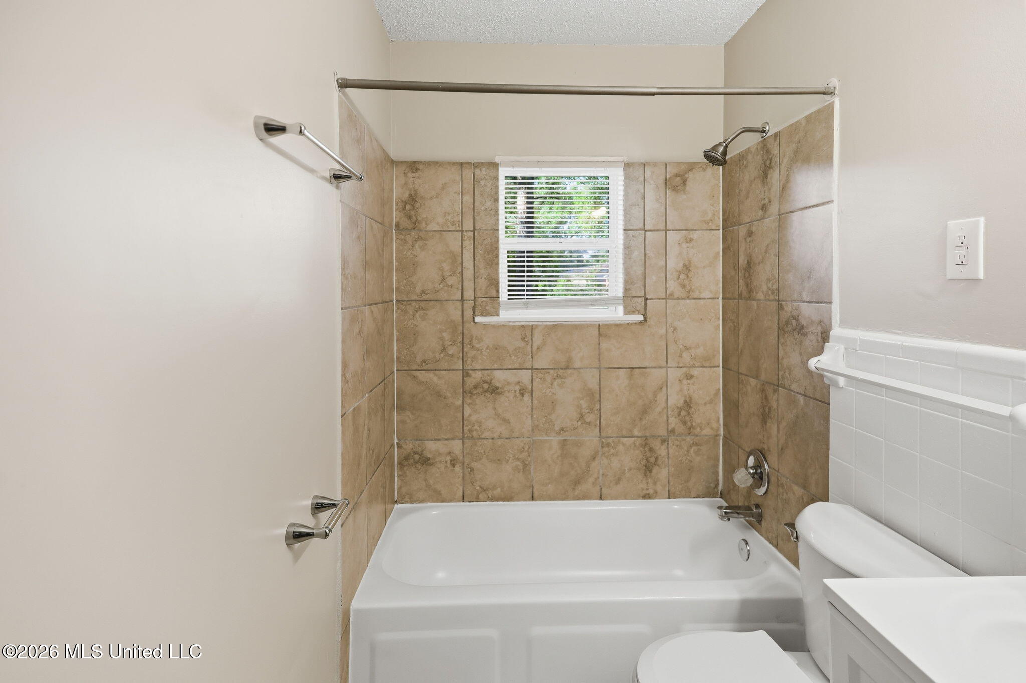 3135 Forest Glen Drive Property Photo 31