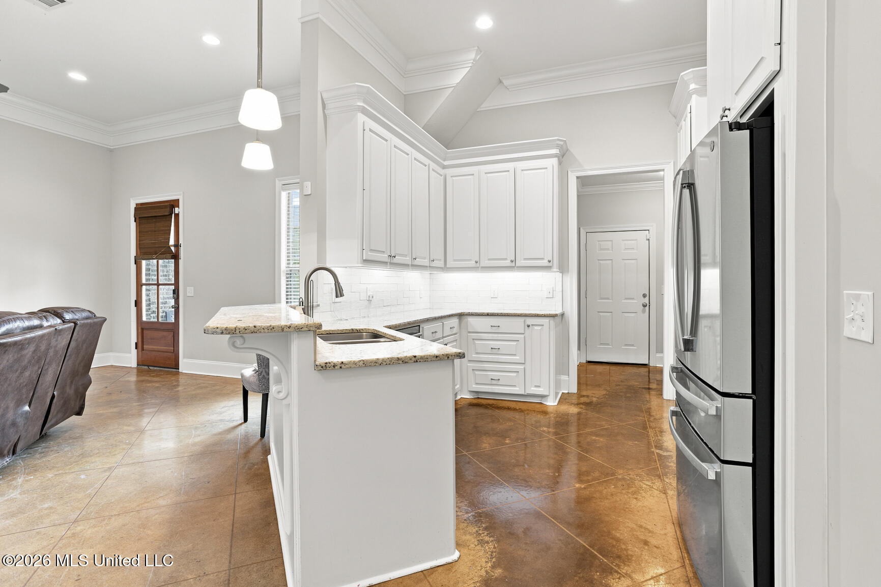 134 Provonce Park Property Photo 6