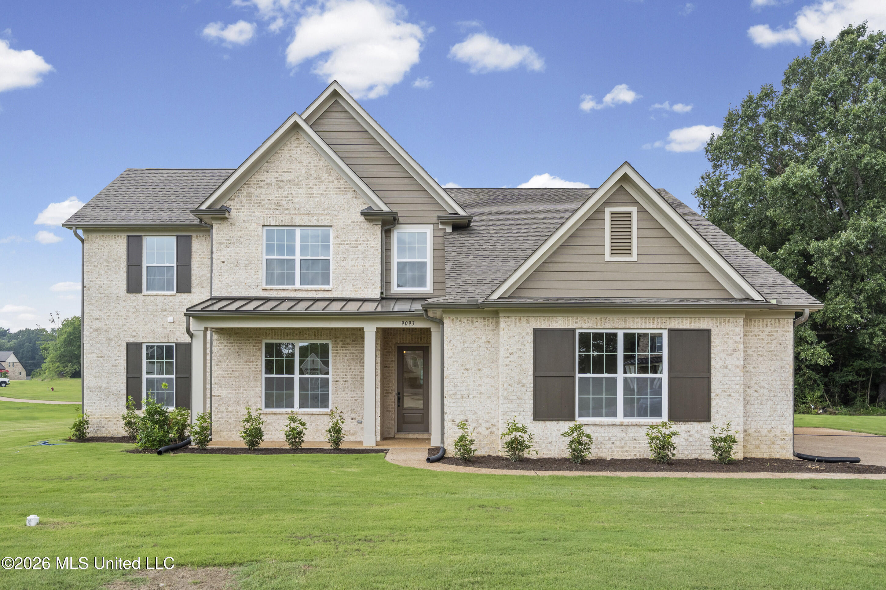 9093 Apple Orchard Cove Property Photo 1