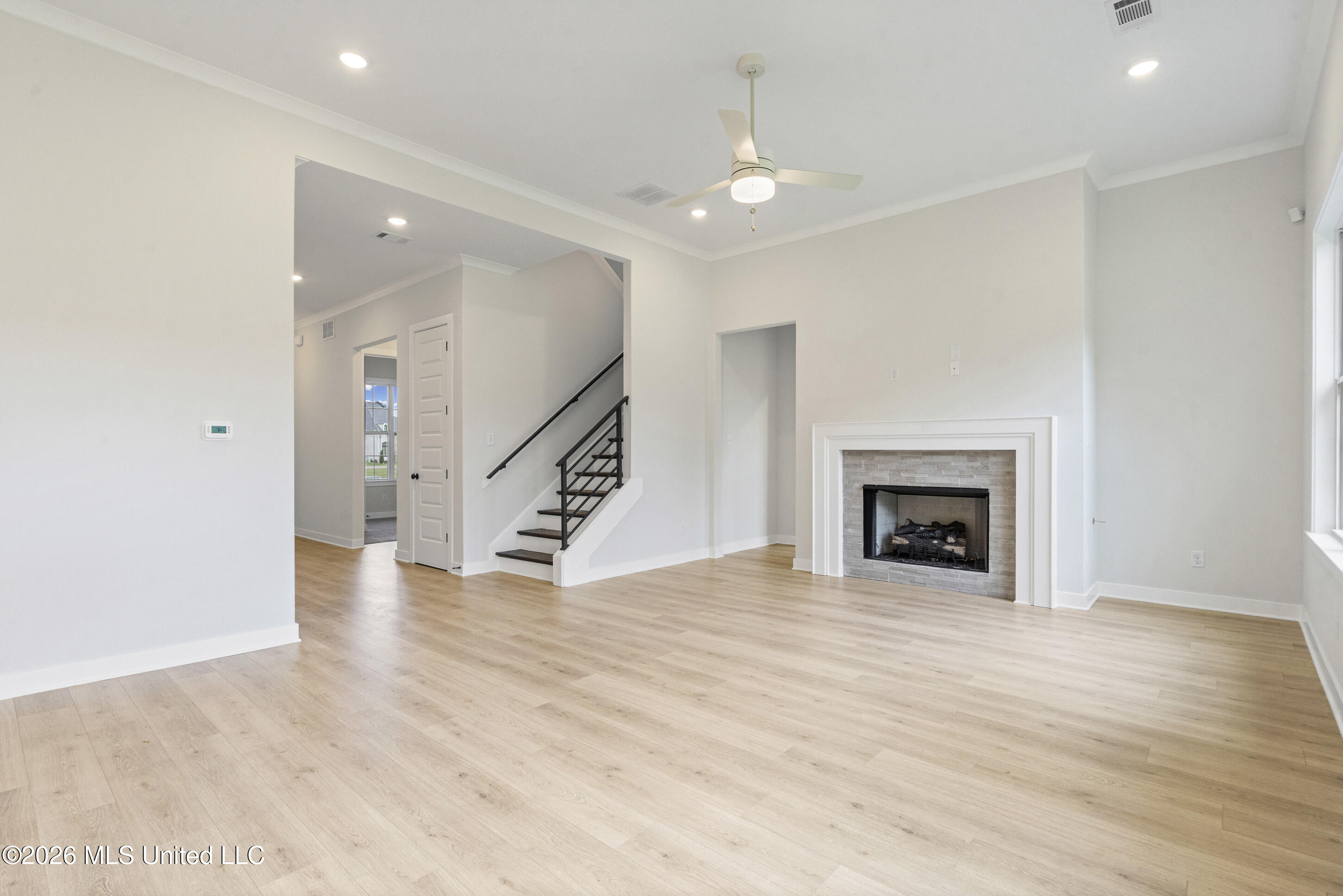 9093 Apple Orchard Cove Property Photo 6