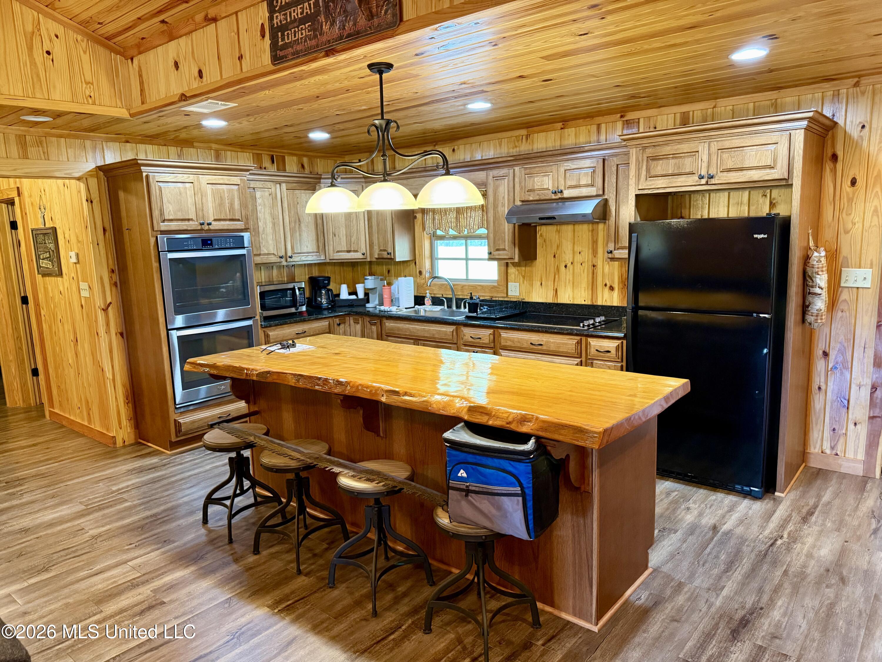 568 Smith Bailey Road Property Photo 5