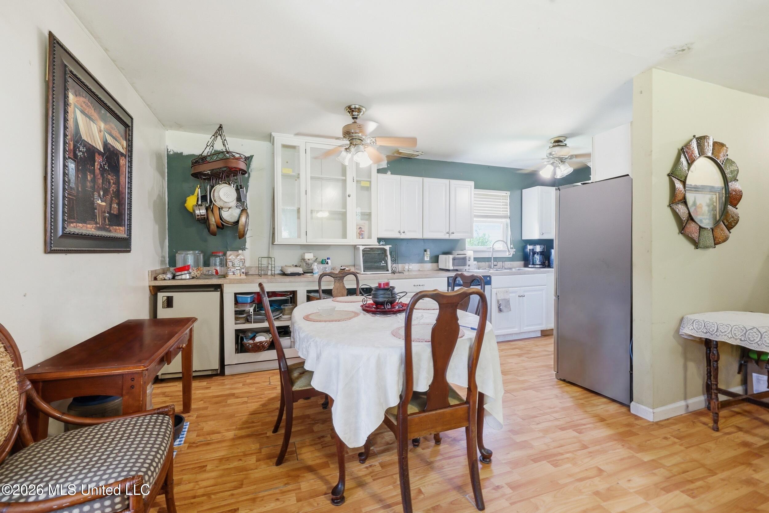 326 Magnolia Avenue Property Photo 6