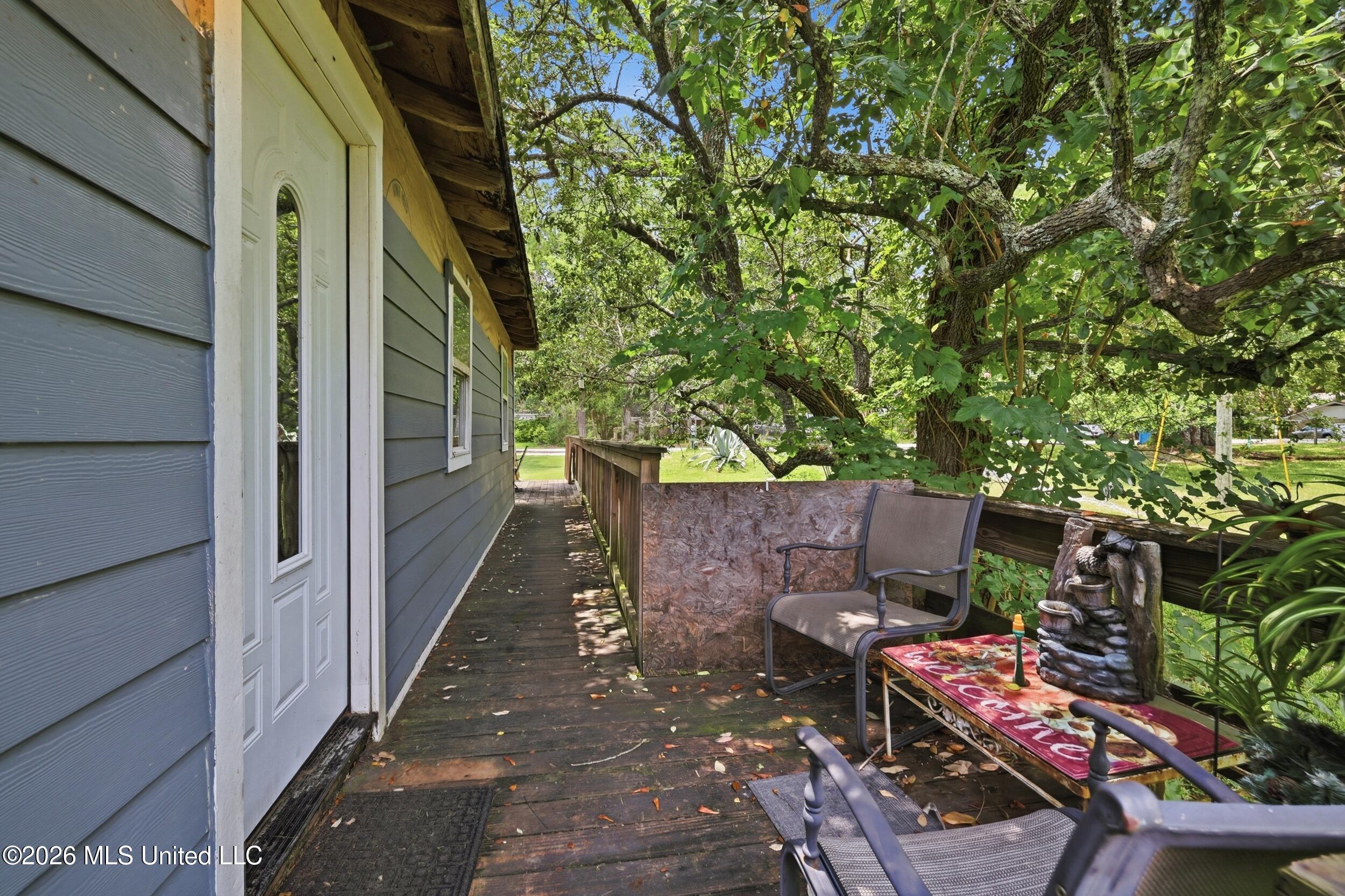 326 Magnolia Avenue Property Photo 22