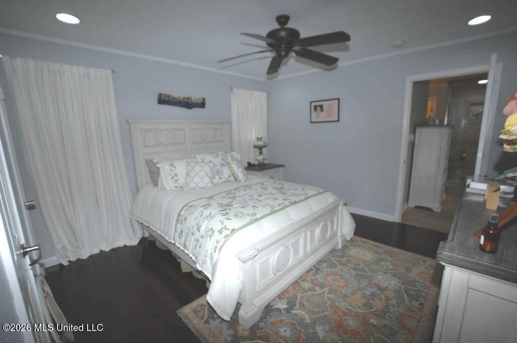 1211 Carter Drive Property Photo 12
