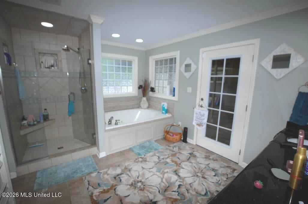 1211 Carter Drive Property Photo 14