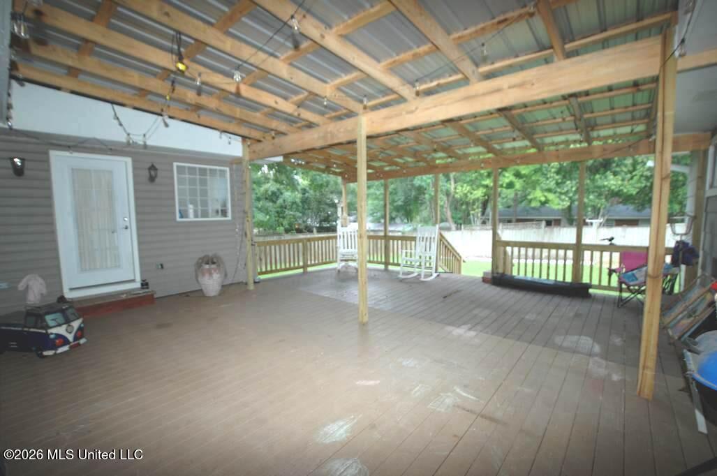 1211 Carter Drive Property Photo 17
