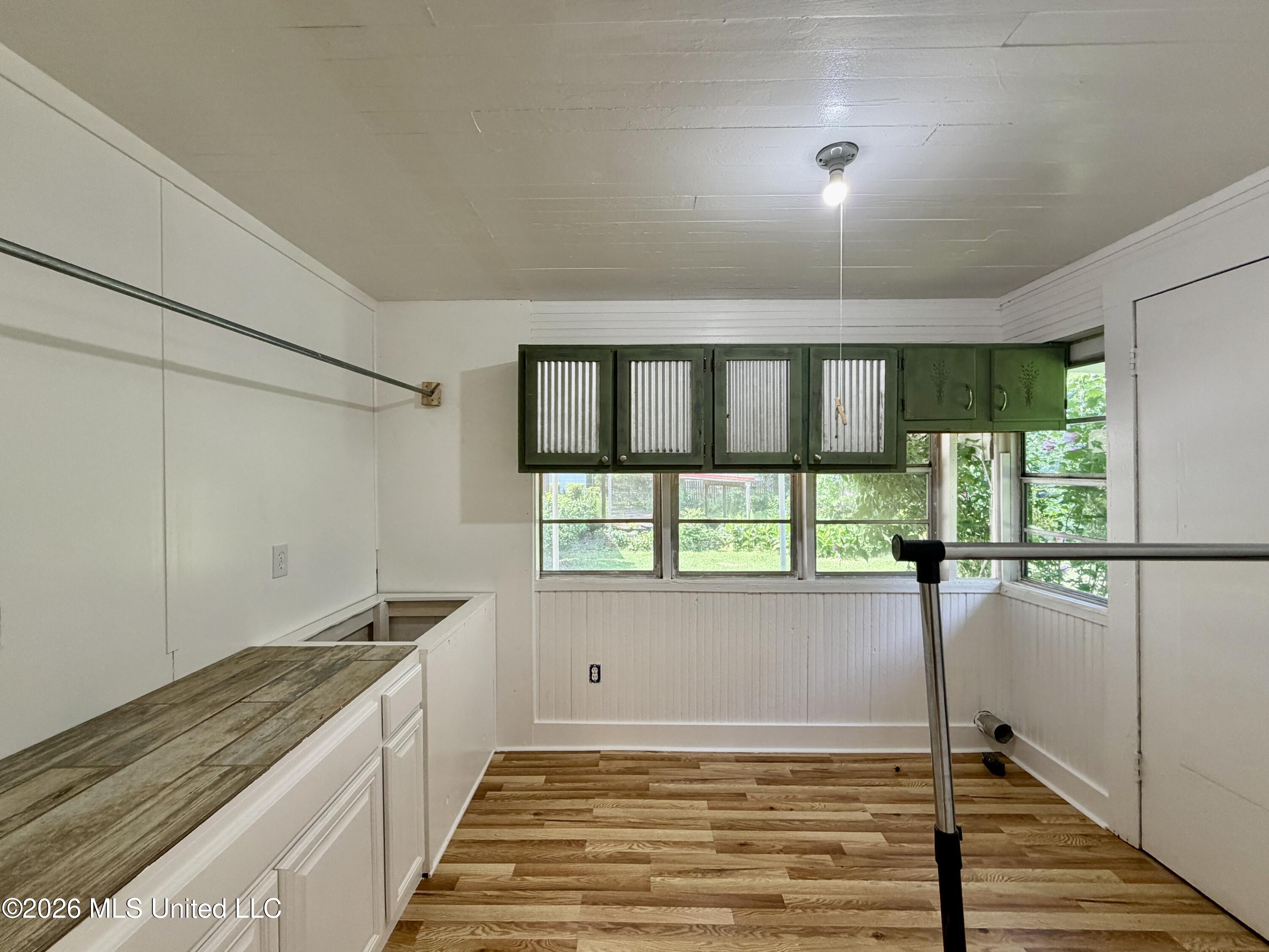 412 S Jackson Street Property Photo 44