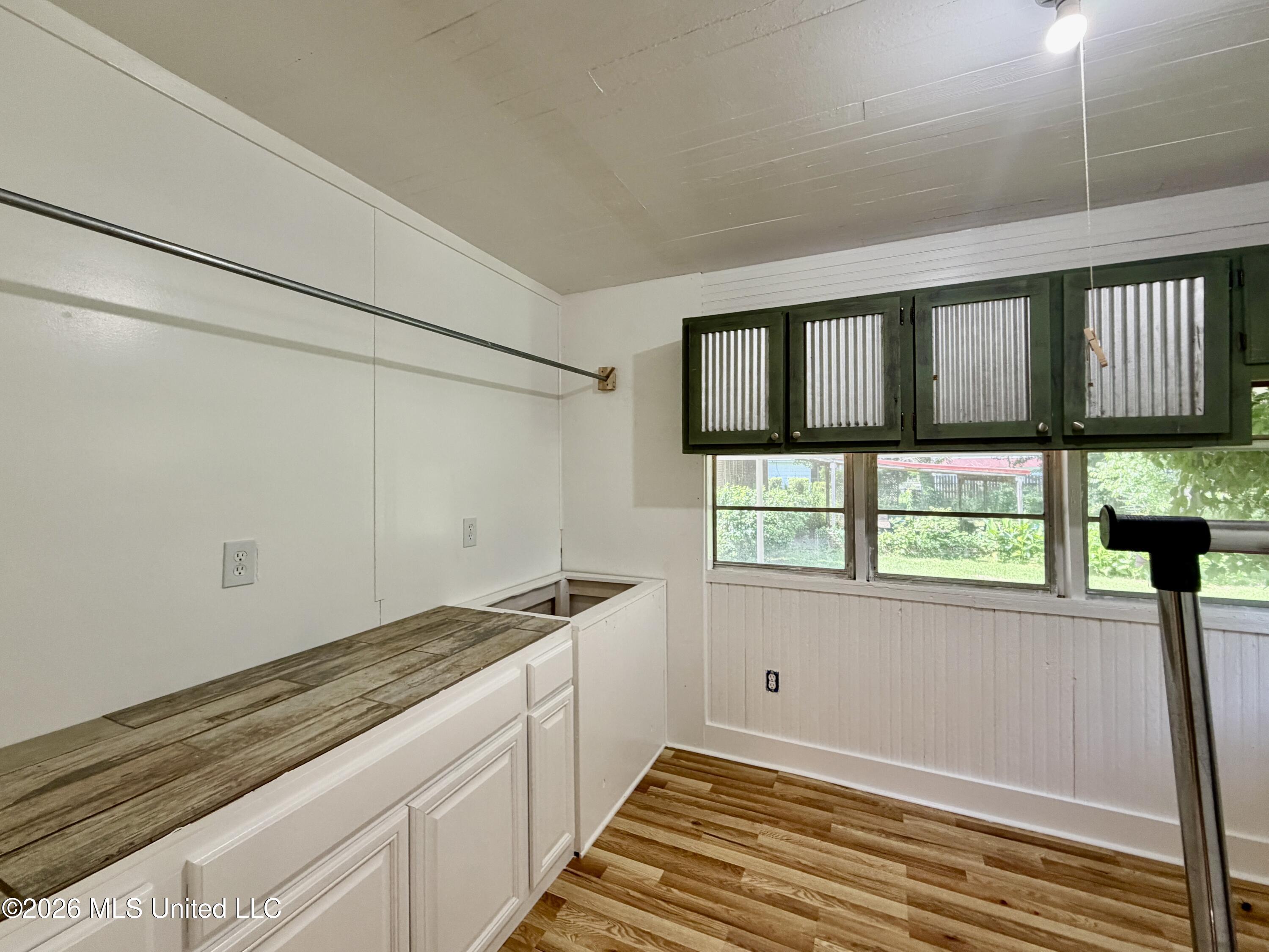 412 S Jackson Street Property Photo 45