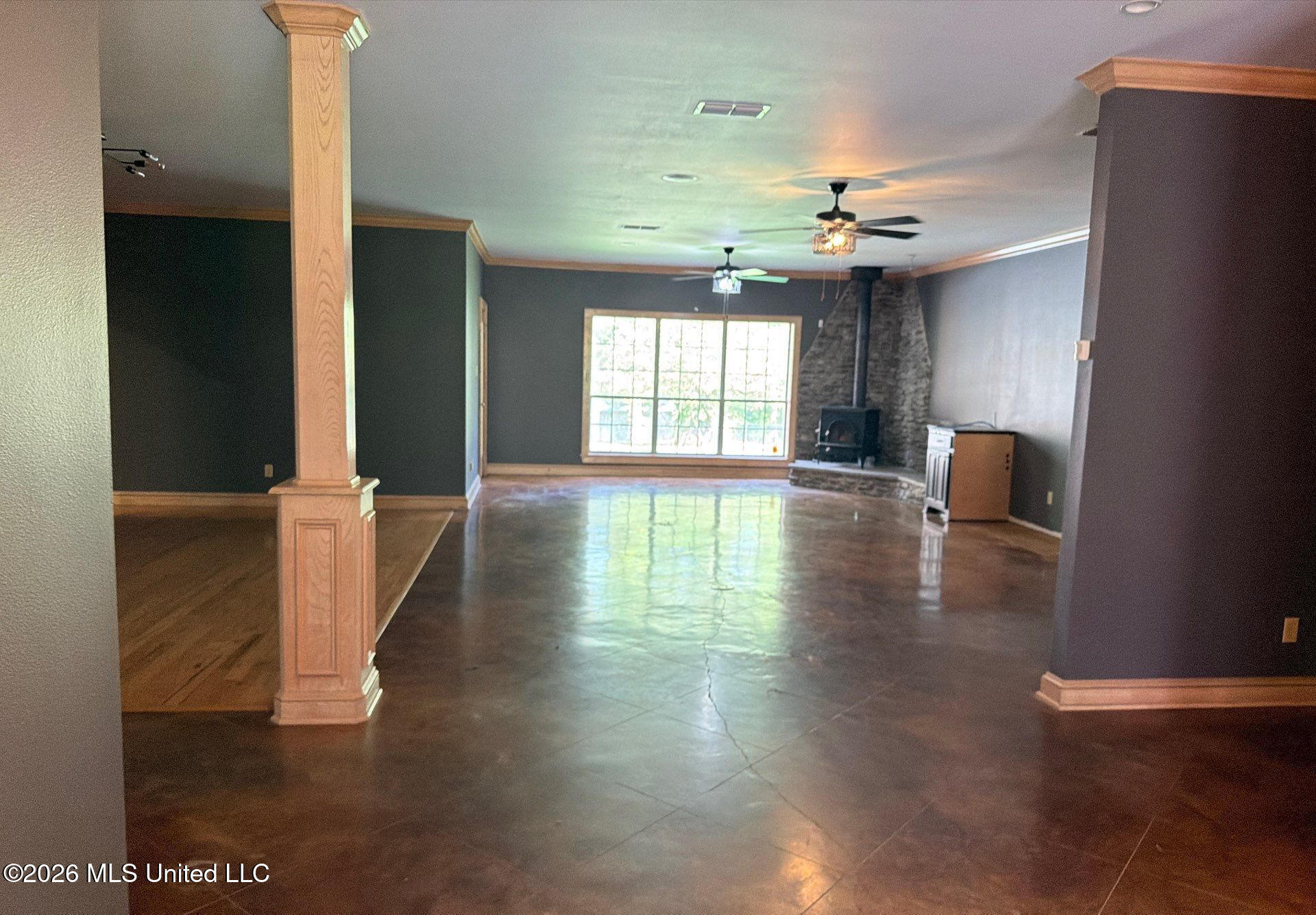 1058 Clabber Creek Drive Property Photo 4
