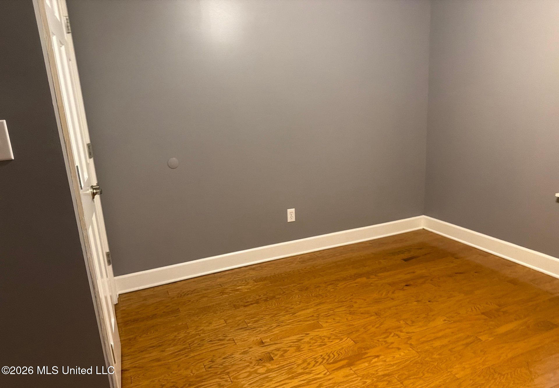1058 Clabber Creek Drive Property Photo 8