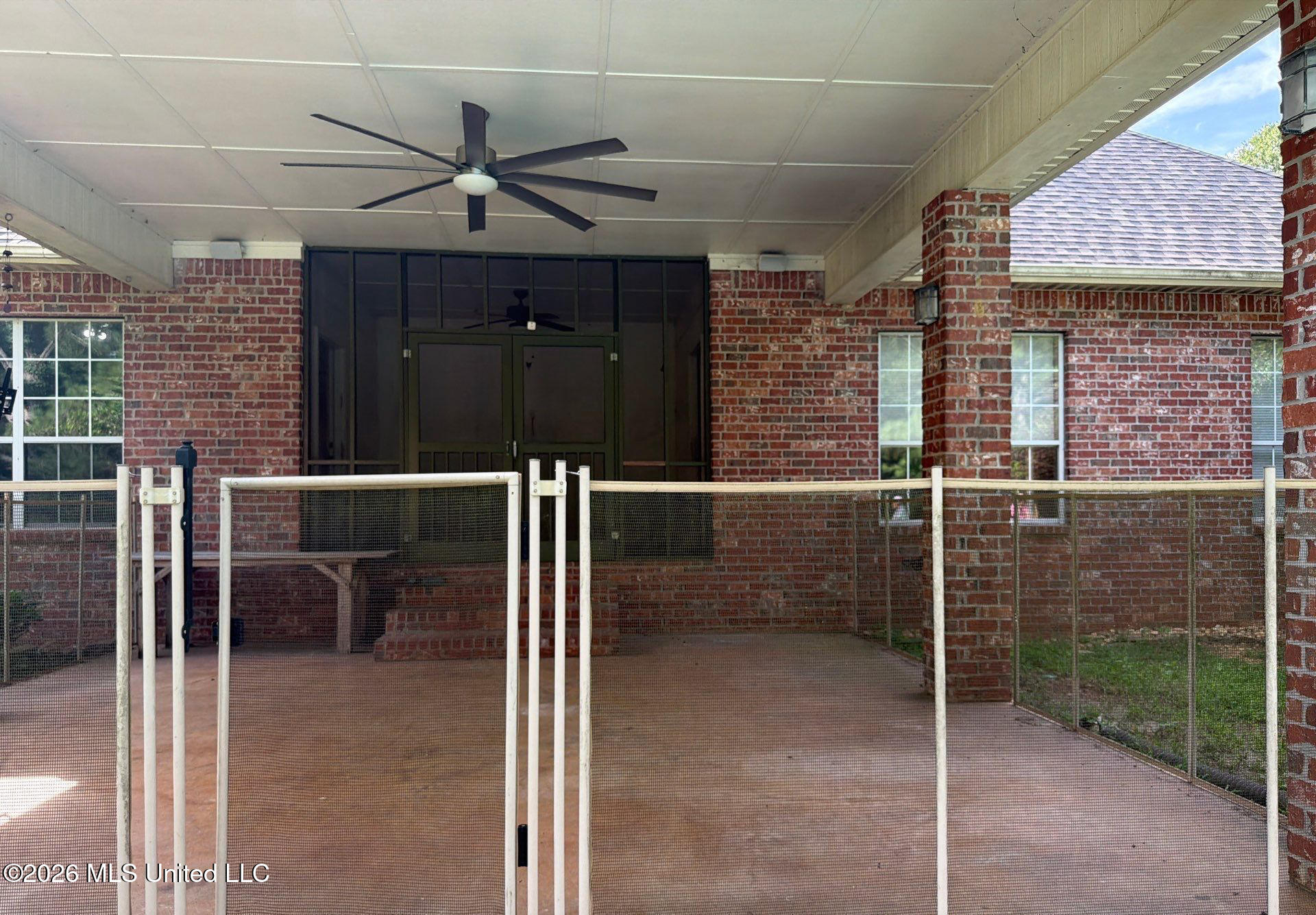 1058 Clabber Creek Drive Property Photo 20