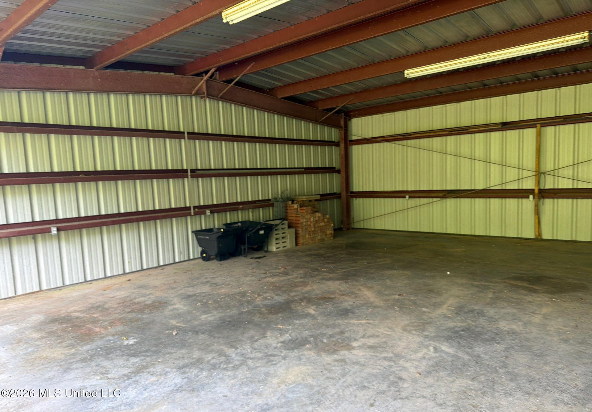1058 Clabber Creek Drive Property Photo 24