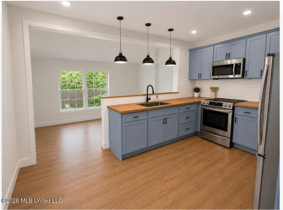 523 23rd Street Property Photo 3