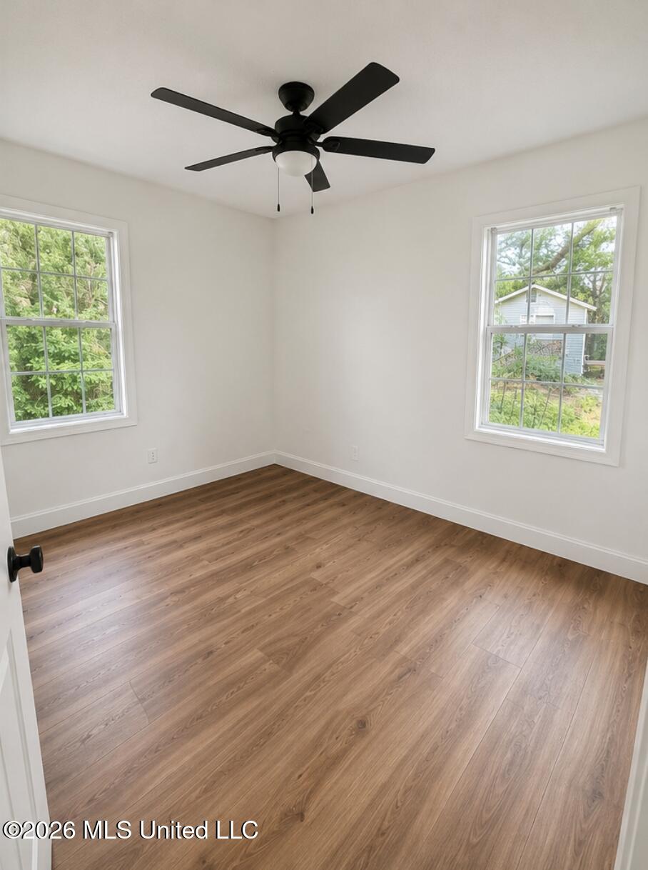 523 23rd Street Property Photo 5