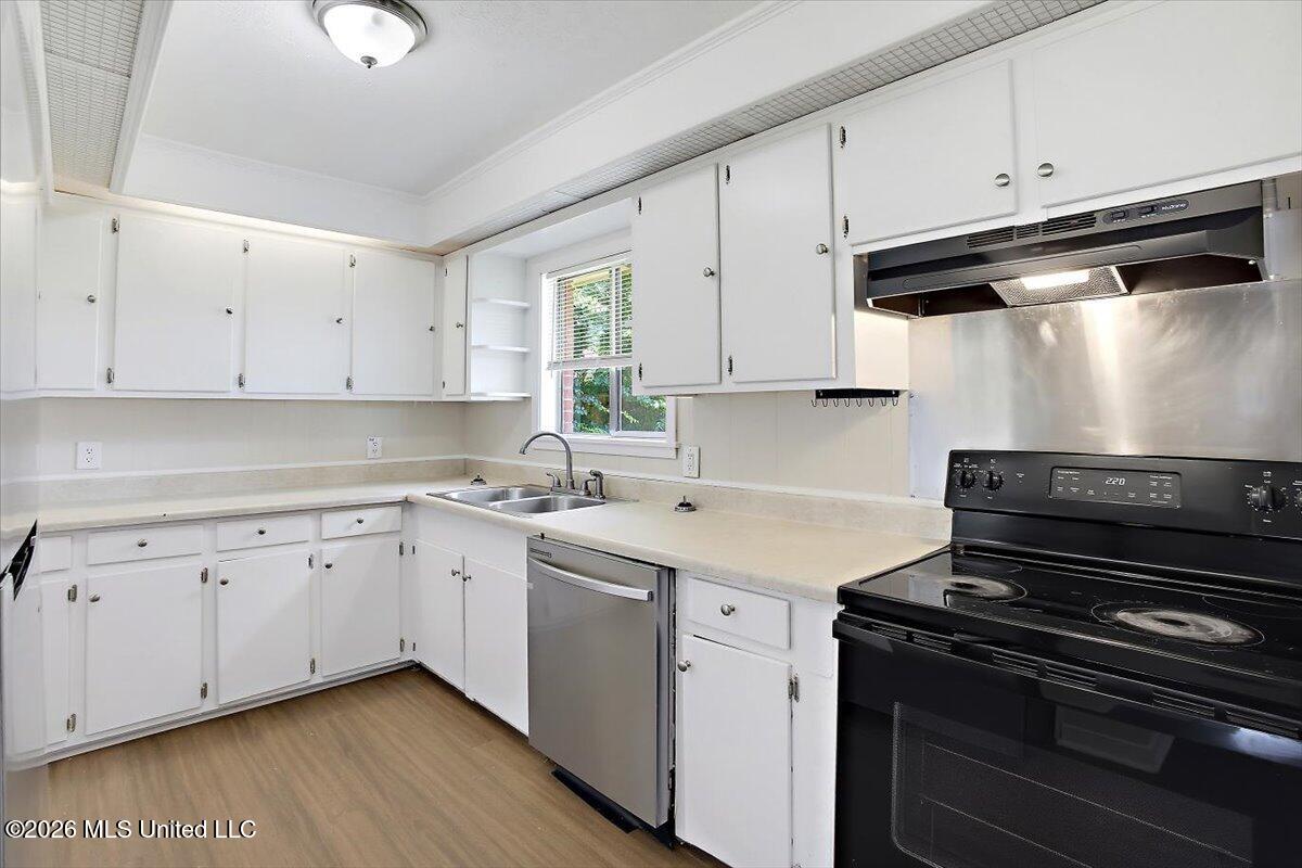3451 Harle Street Property Photo 10