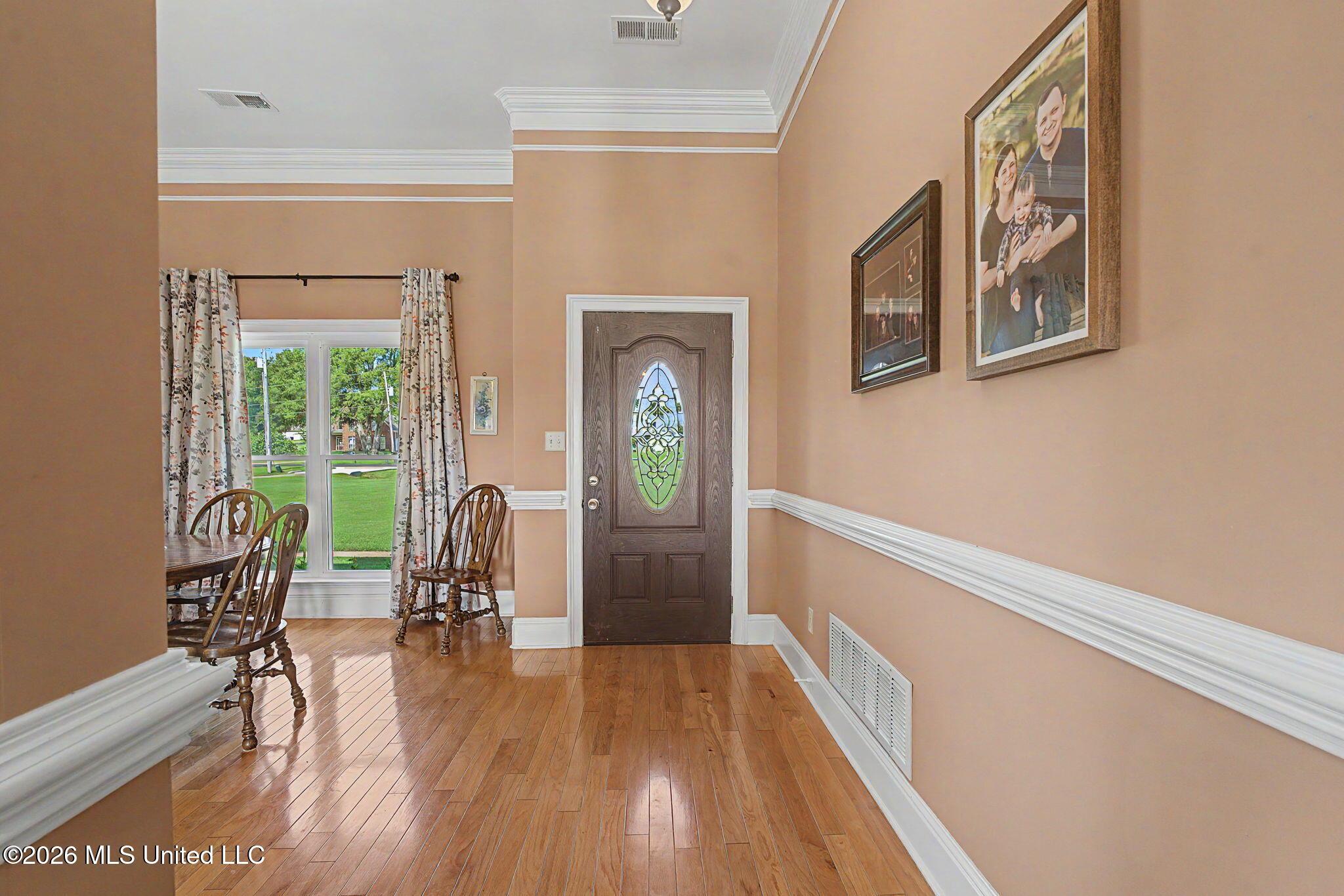 2578 Oak Crossing Drive Property Photo 7