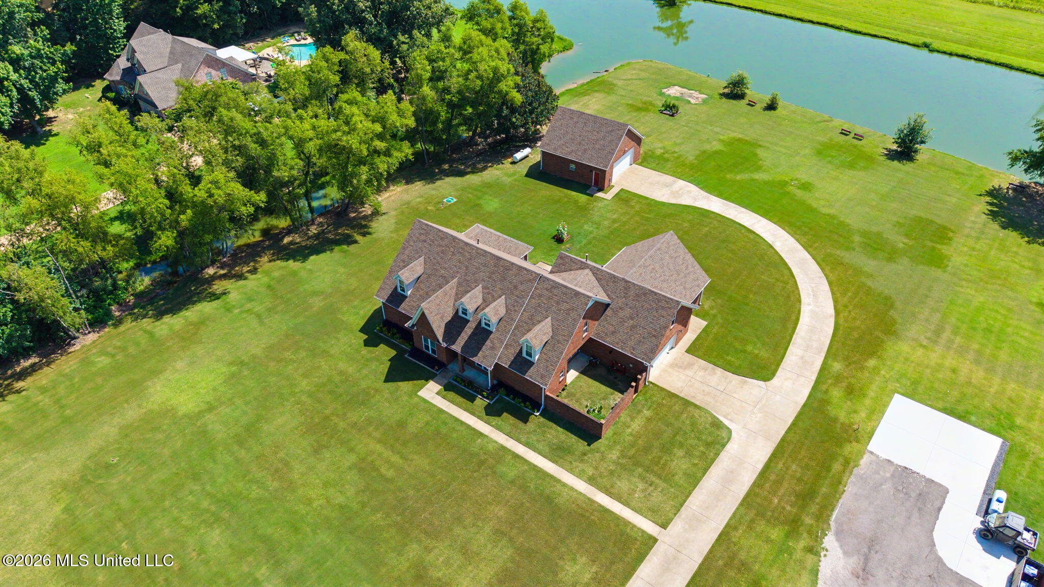 2578 Oak Crossing Drive Property Photo 51