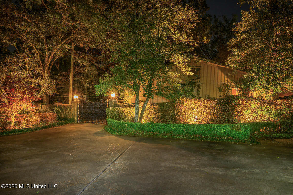 3 Bingaman Lane Property Photo 8