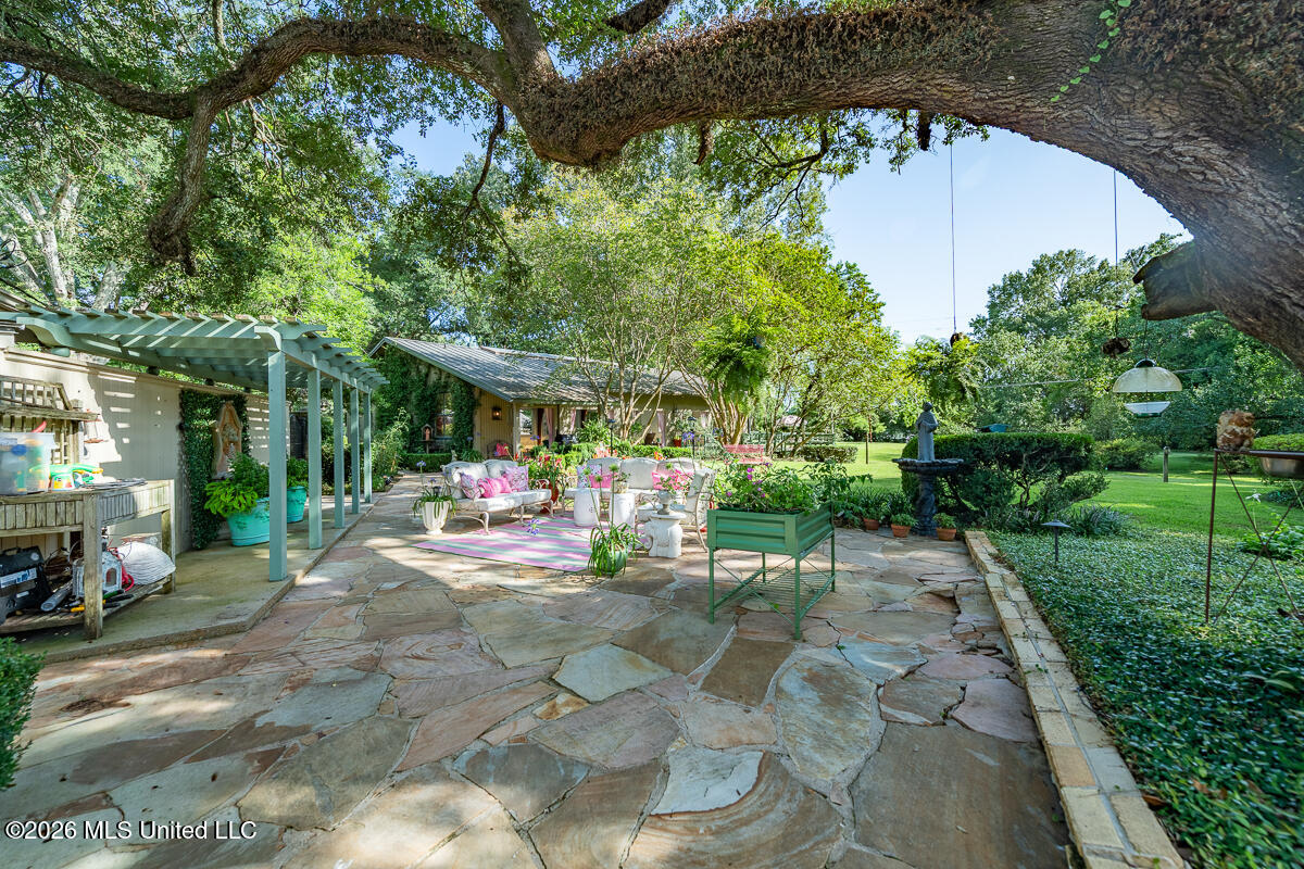 3 Bingaman Lane Property Photo 43