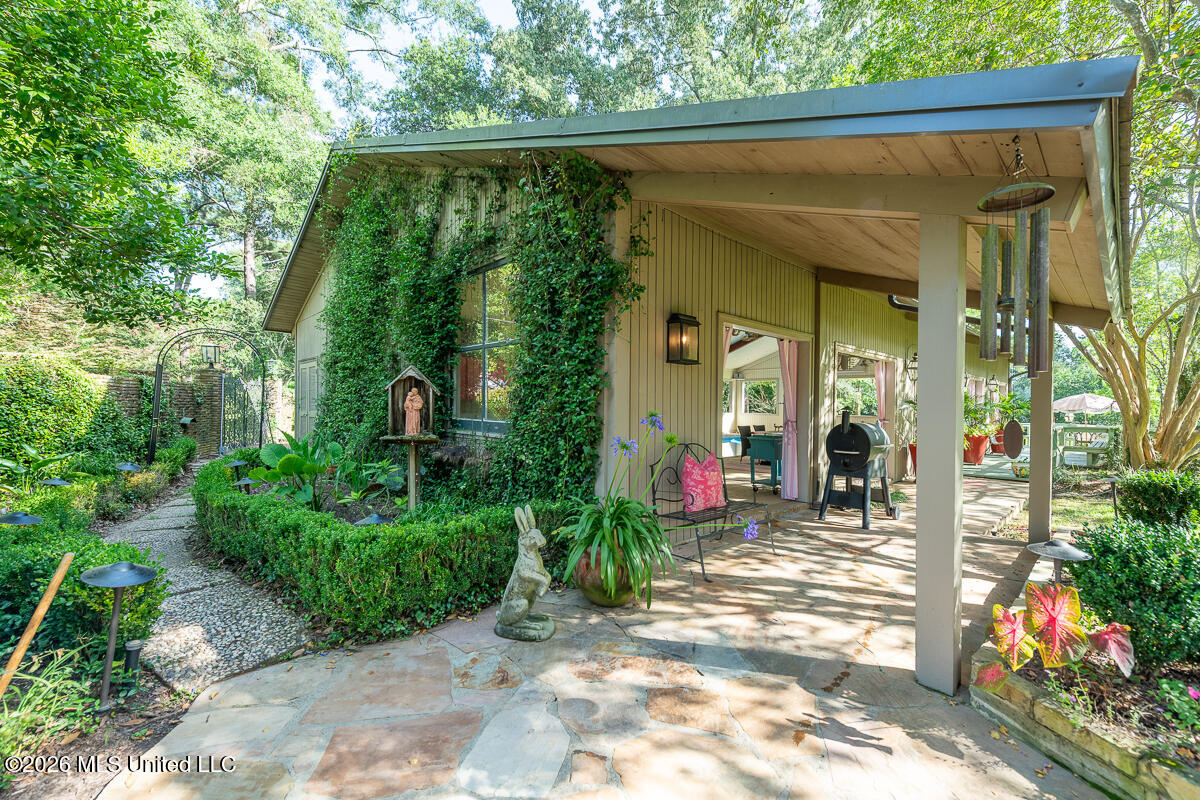 3 Bingaman Lane Property Photo 45