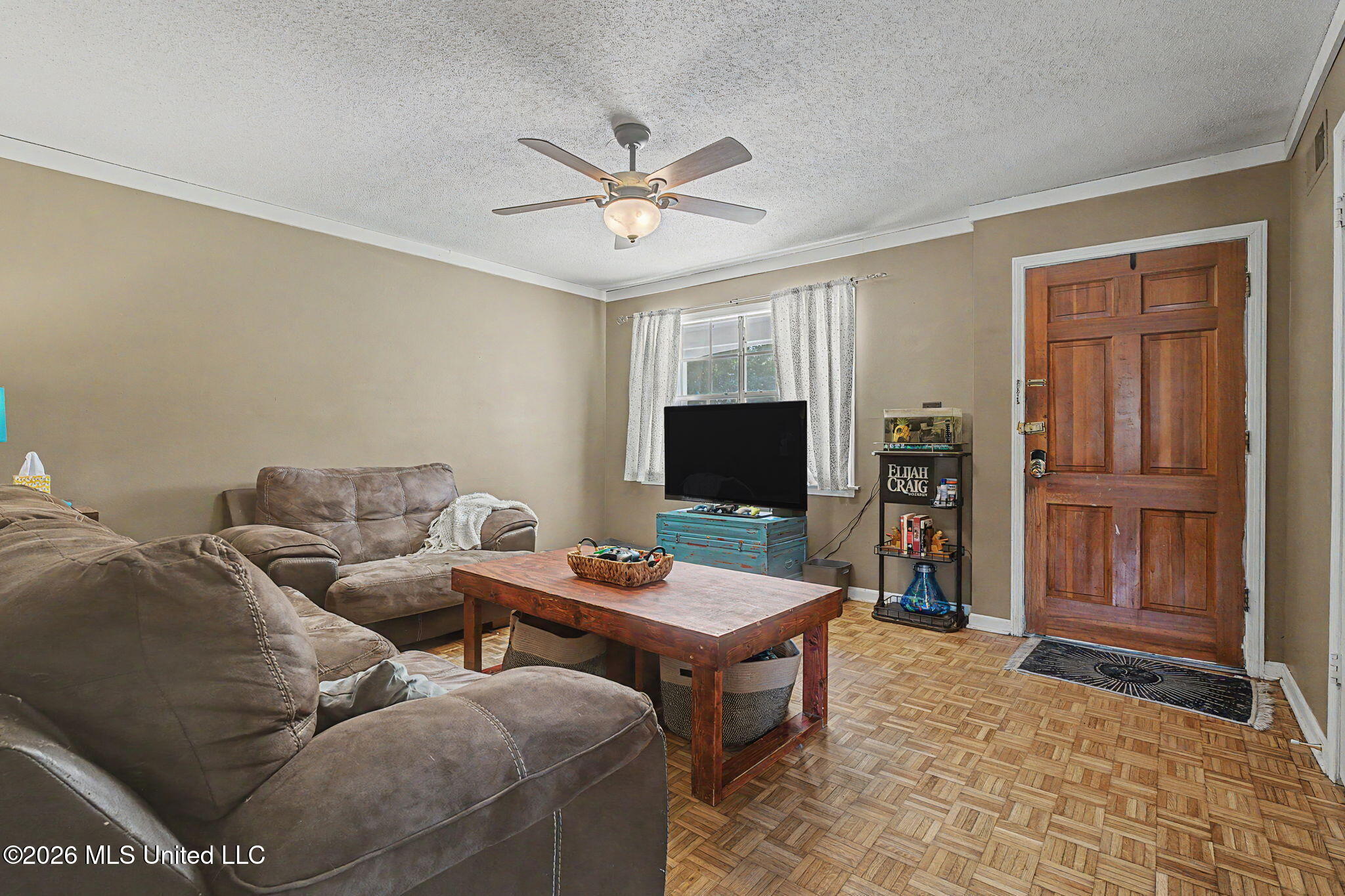 8351 Whitehead Drive Property Photo 12