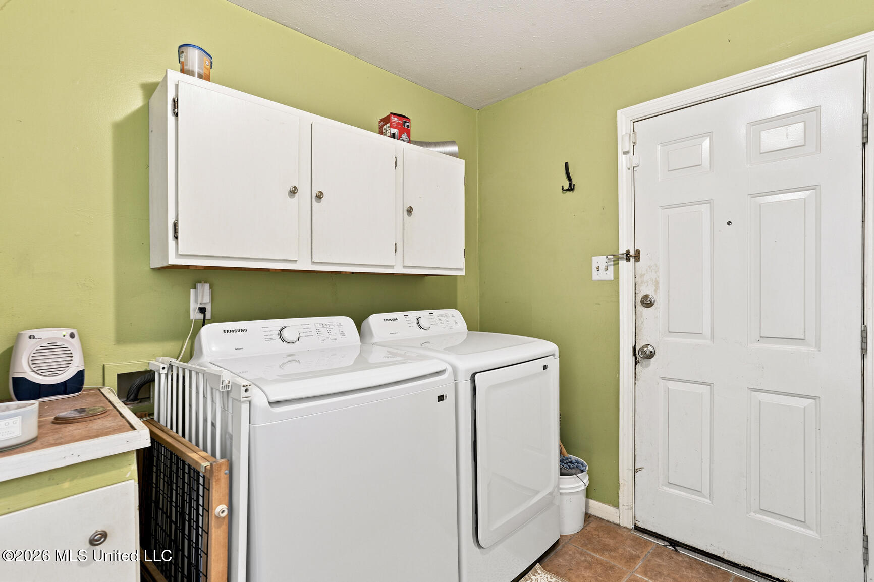 5360 Wayneland Drive Property Photo 13