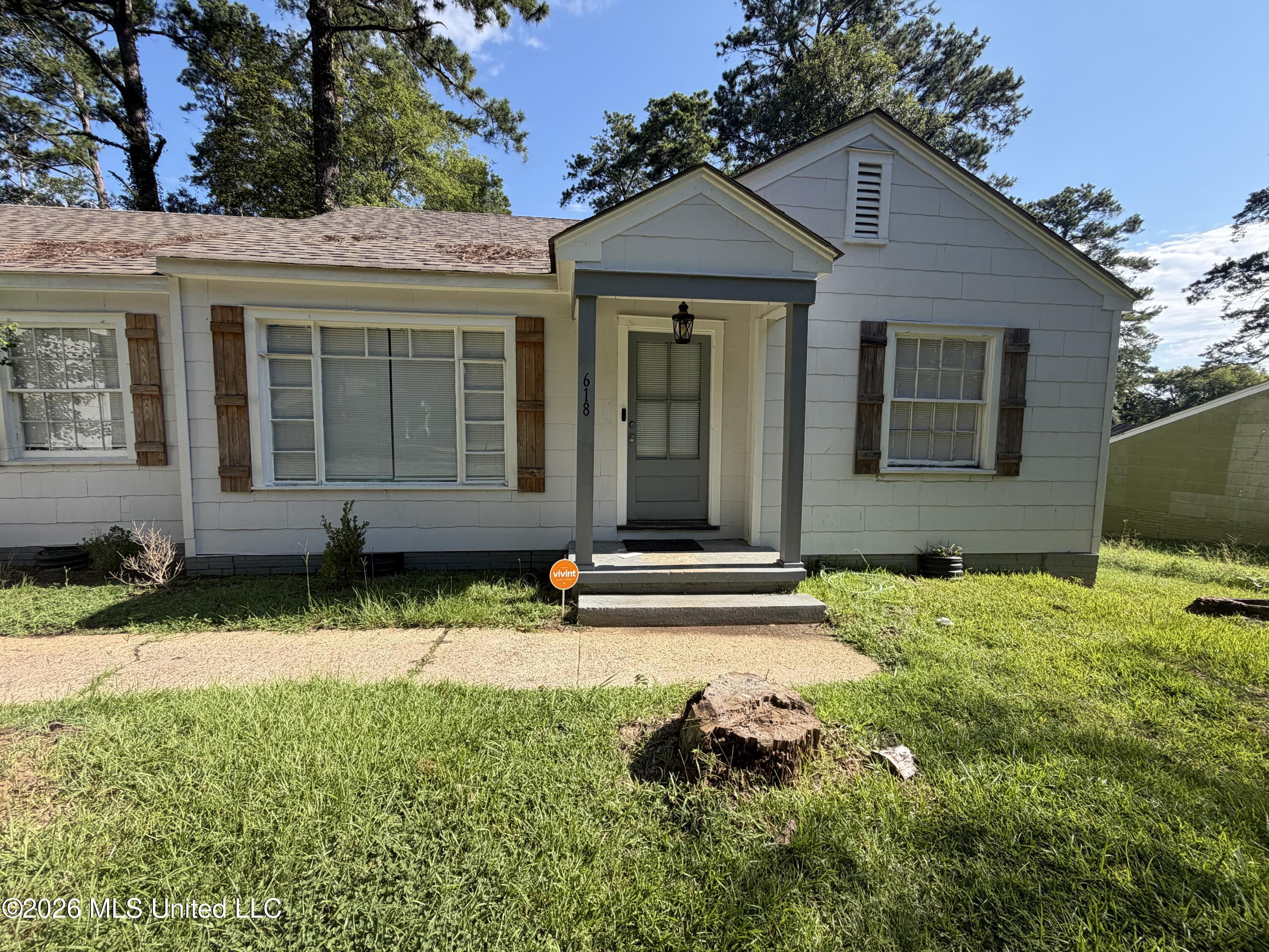 618 Launcelot Road Property Photo 1