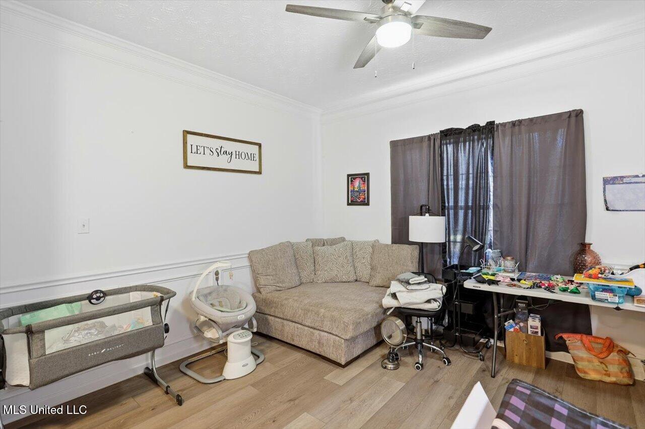 204 Lyle Circle Property Photo 23