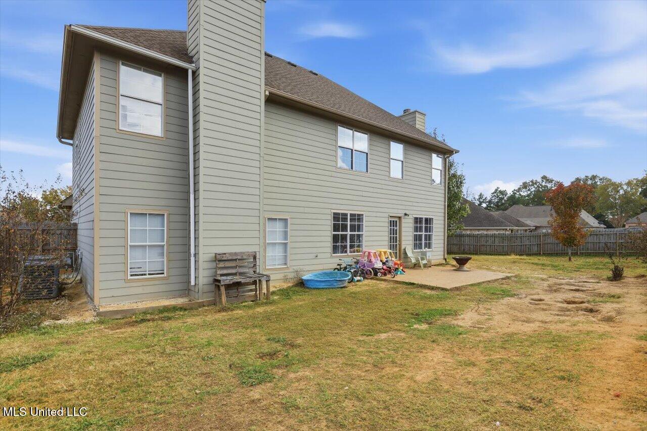 204 Lyle Circle Property Photo 30