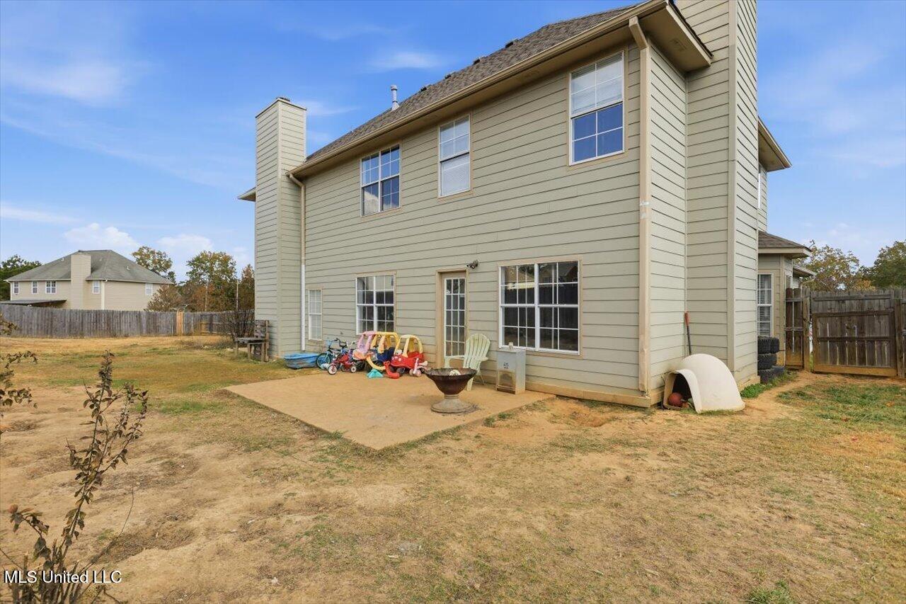 204 Lyle Circle Property Photo 32