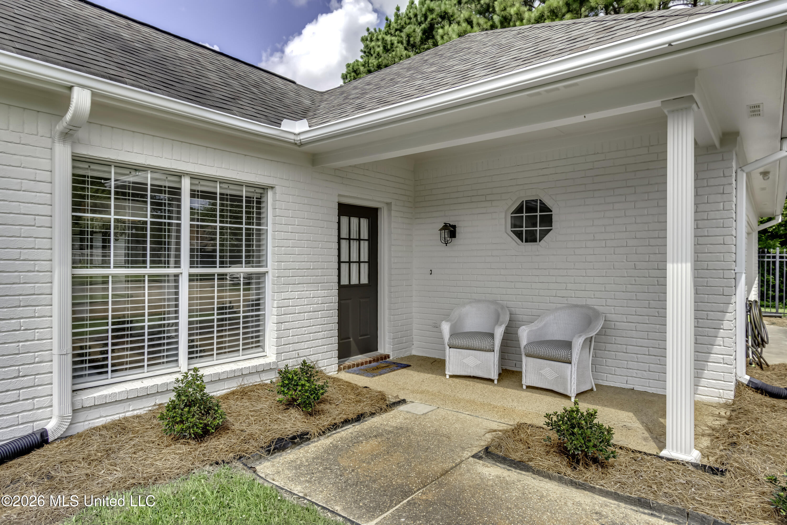 85 Eastgate Drive Property Photo 9