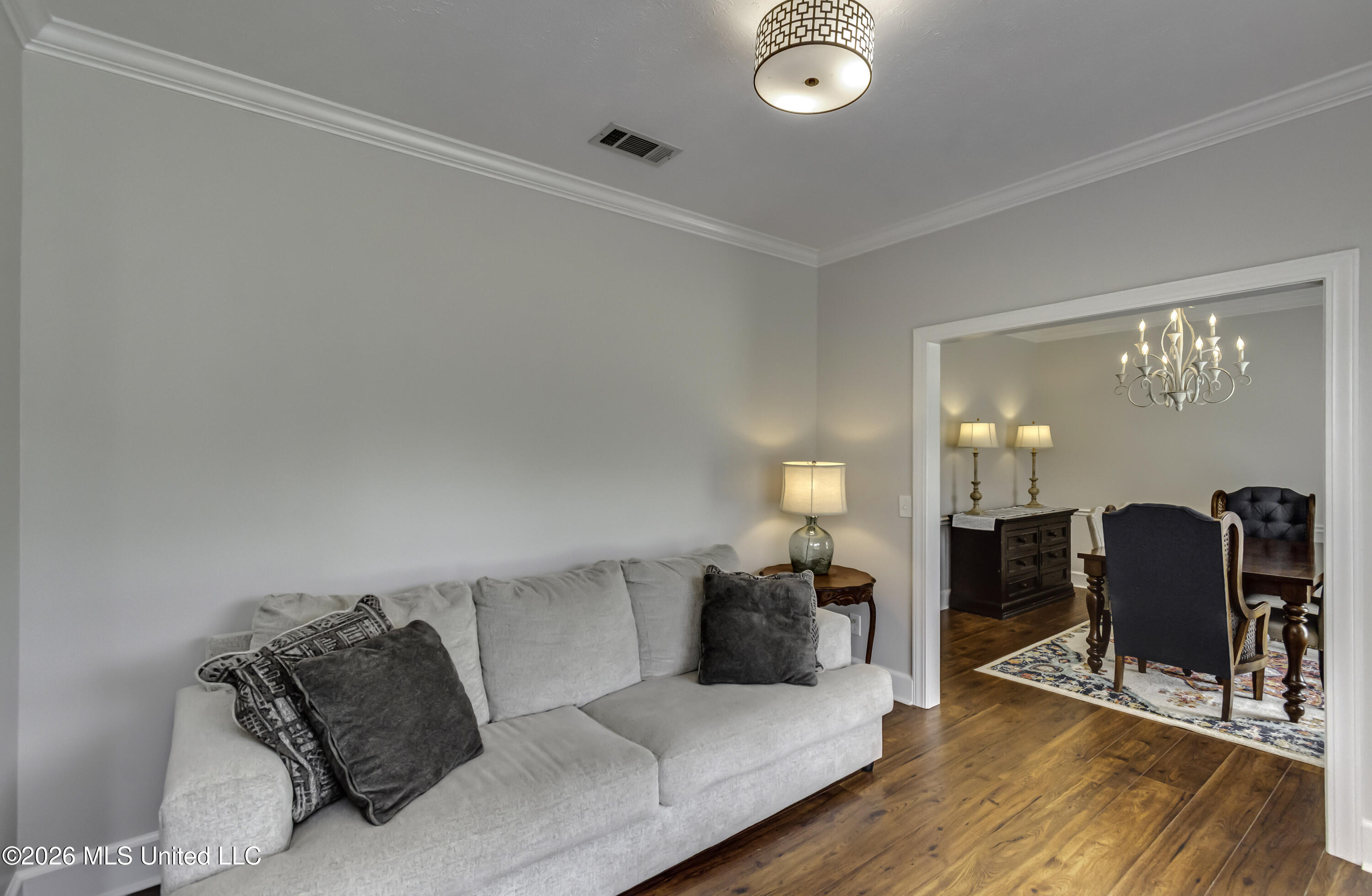 85 Eastgate Drive Property Photo 10