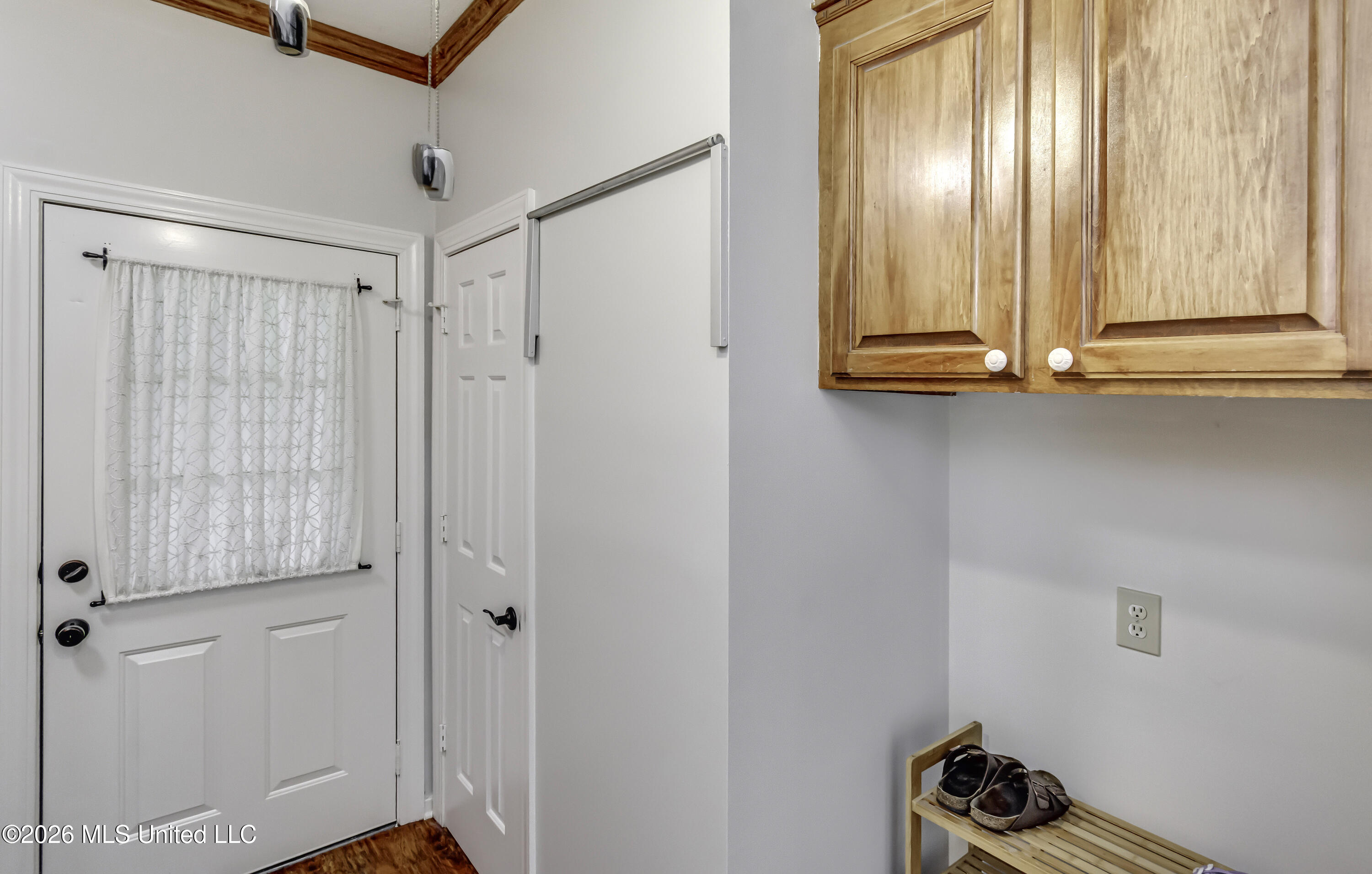 85 Eastgate Drive Property Photo 31