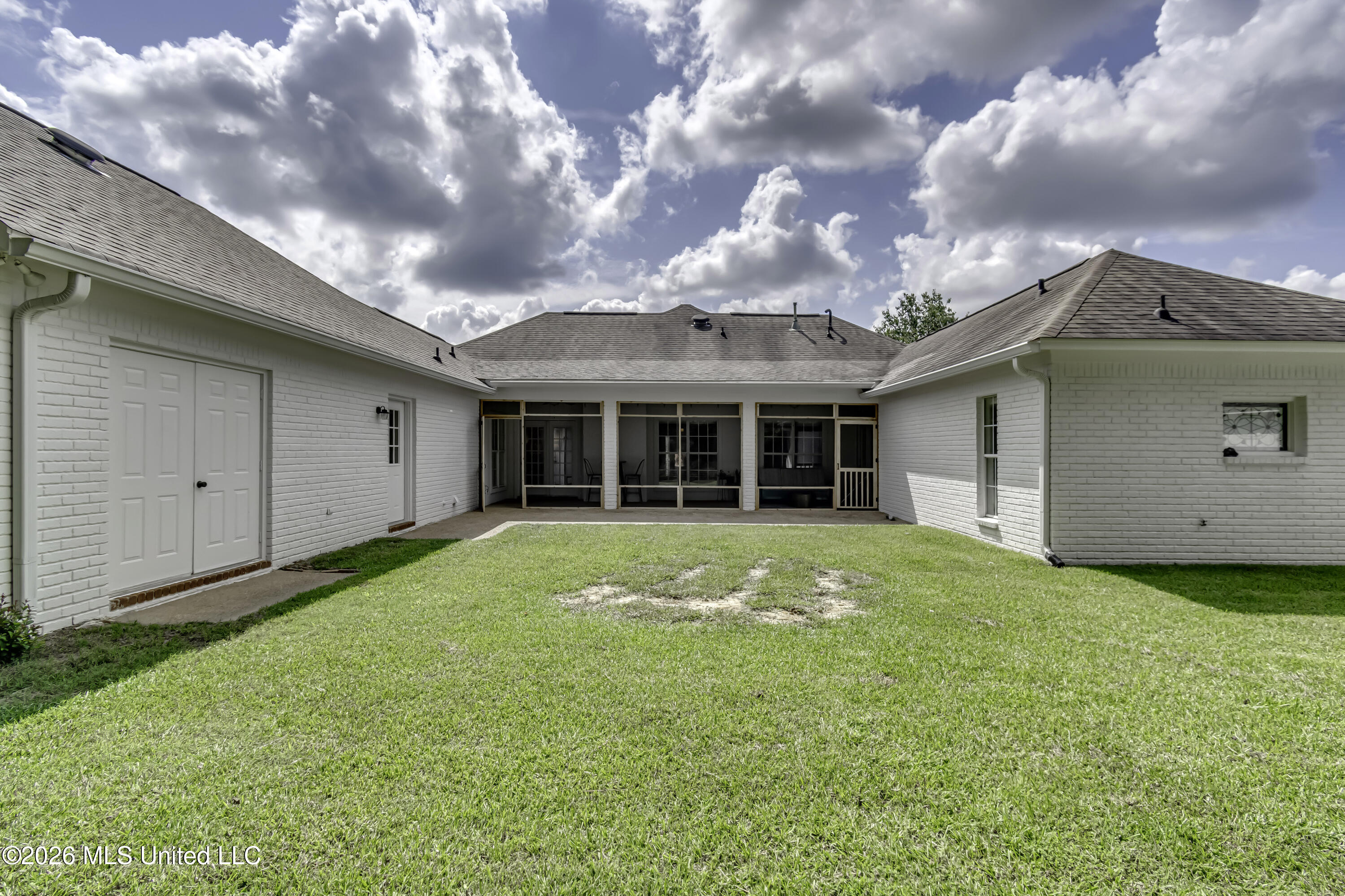 85 Eastgate Drive Property Photo 74