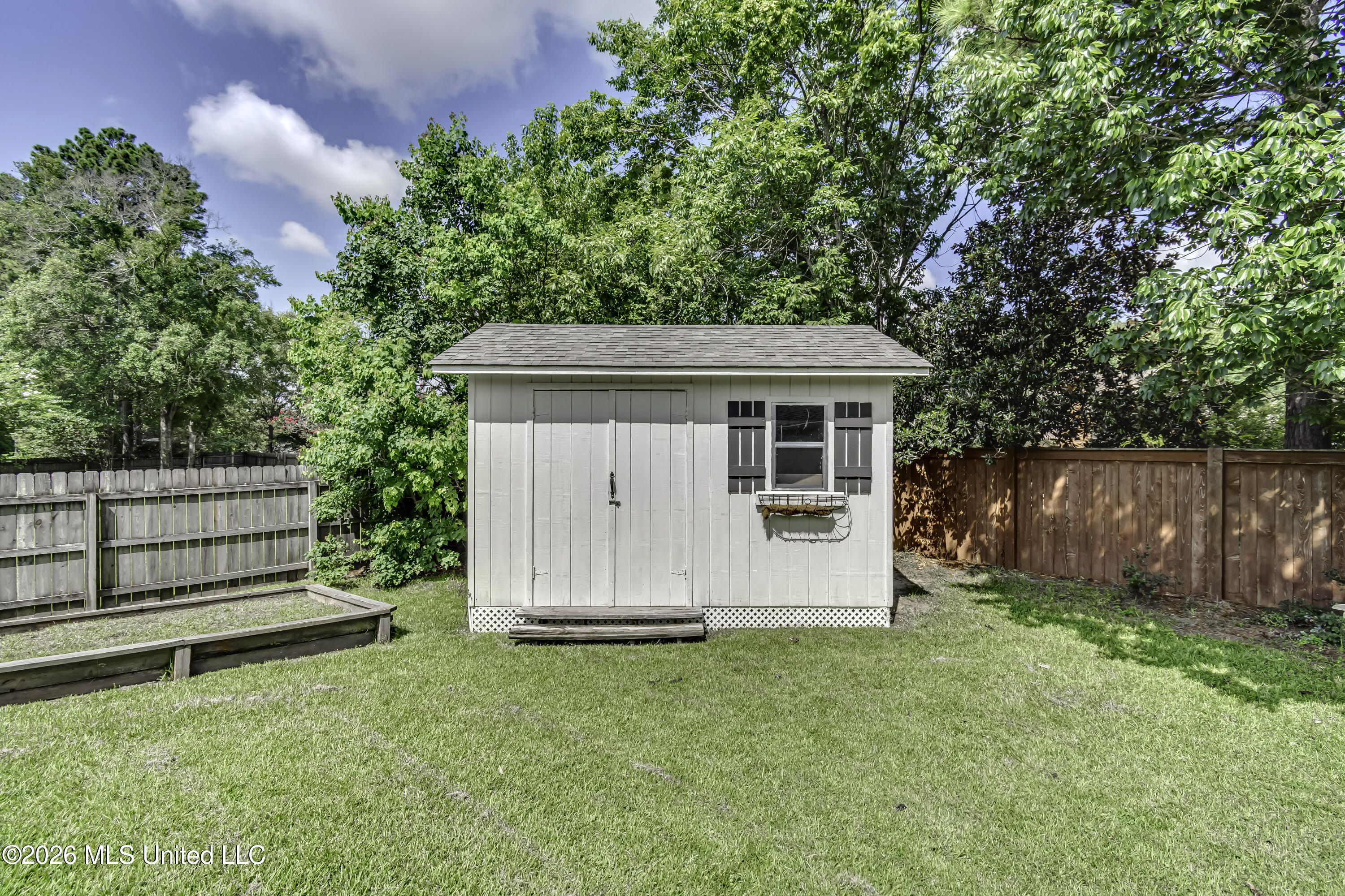 85 Eastgate Drive Property Photo 76