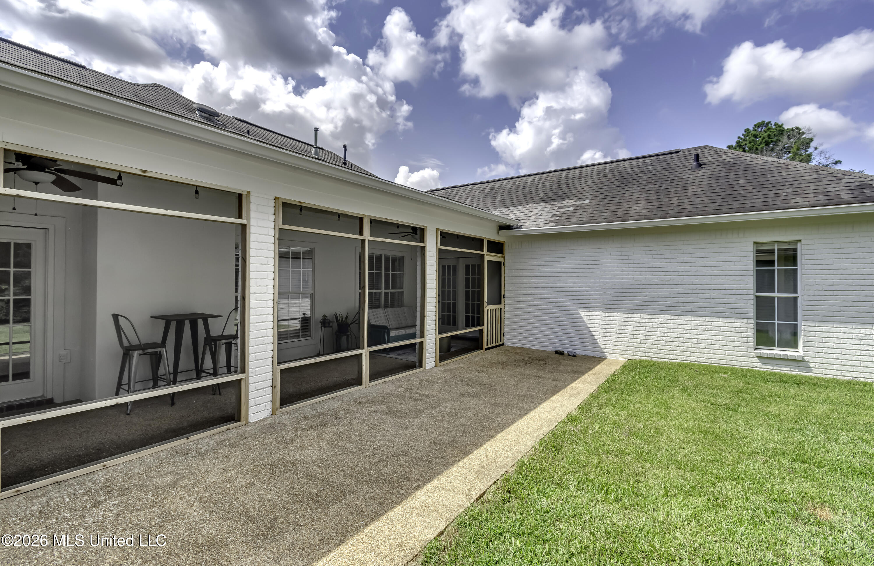 85 Eastgate Drive Property Photo 80
